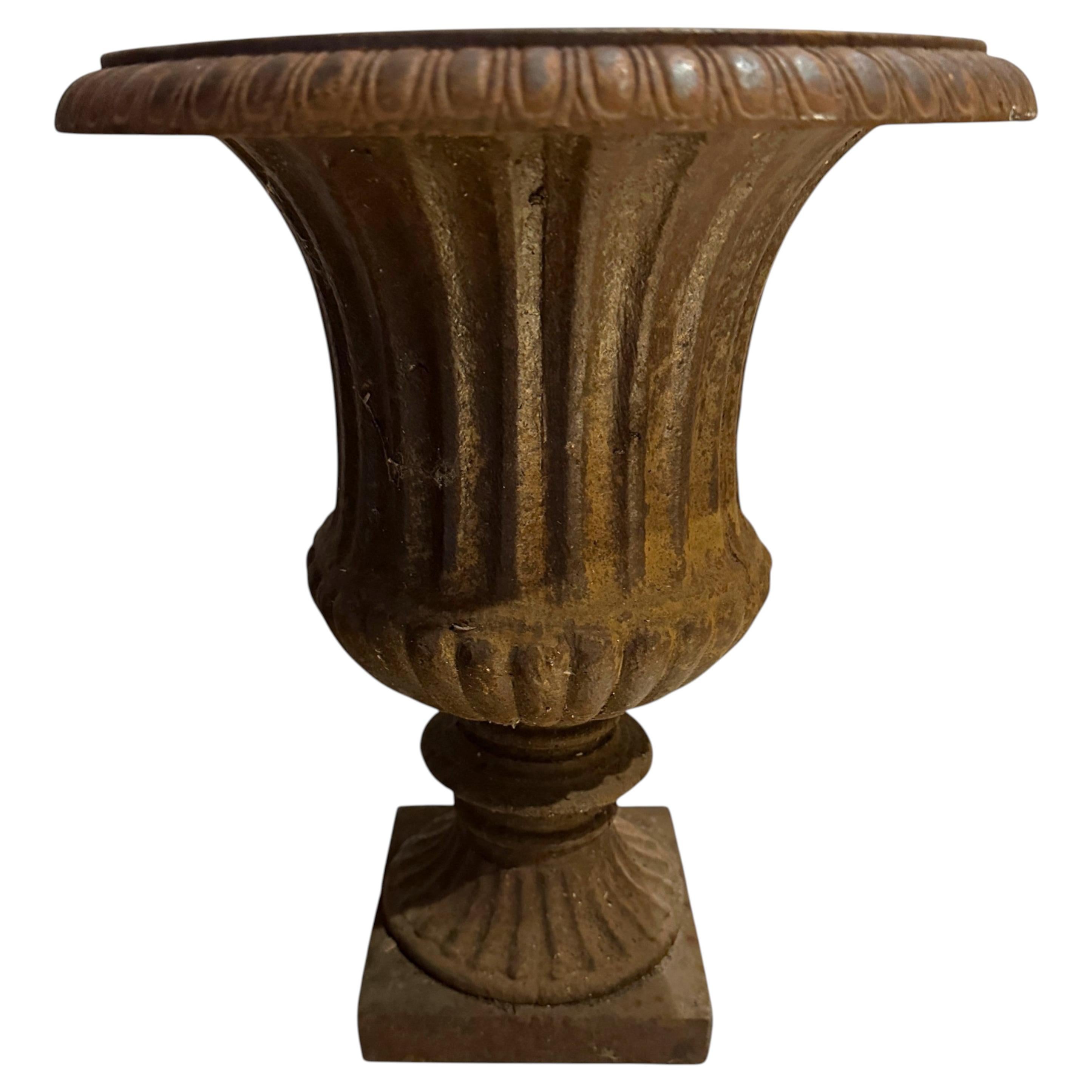 Classical Form Garden Urn, Cast Iron, Rusted Patina, Scalloped Rim, Fluted Body For Sale