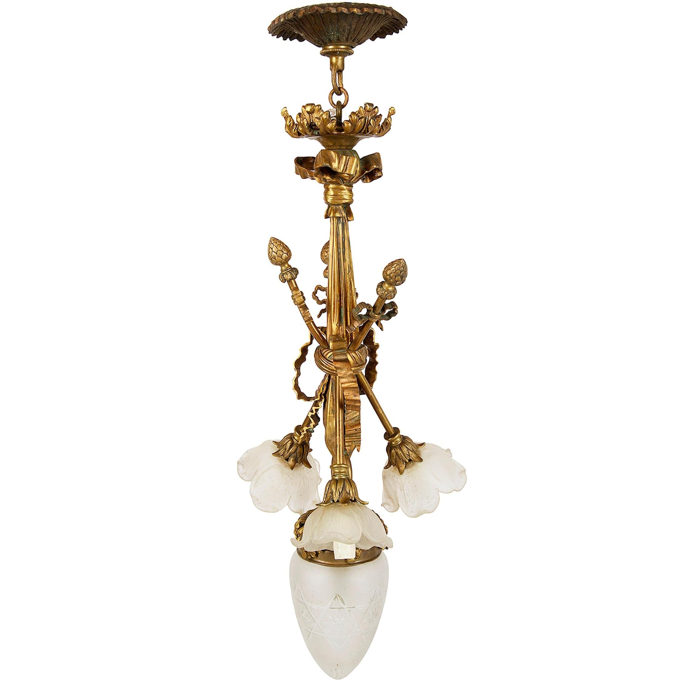 Lampadario classico francese del XIX secolo