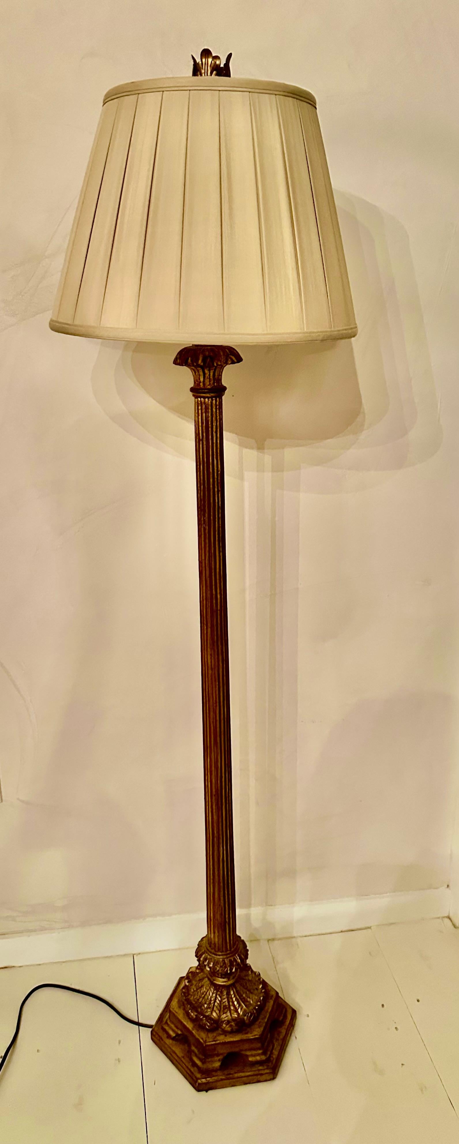 Classical Gold Gilt Italian Floor Lamp For Sale 4