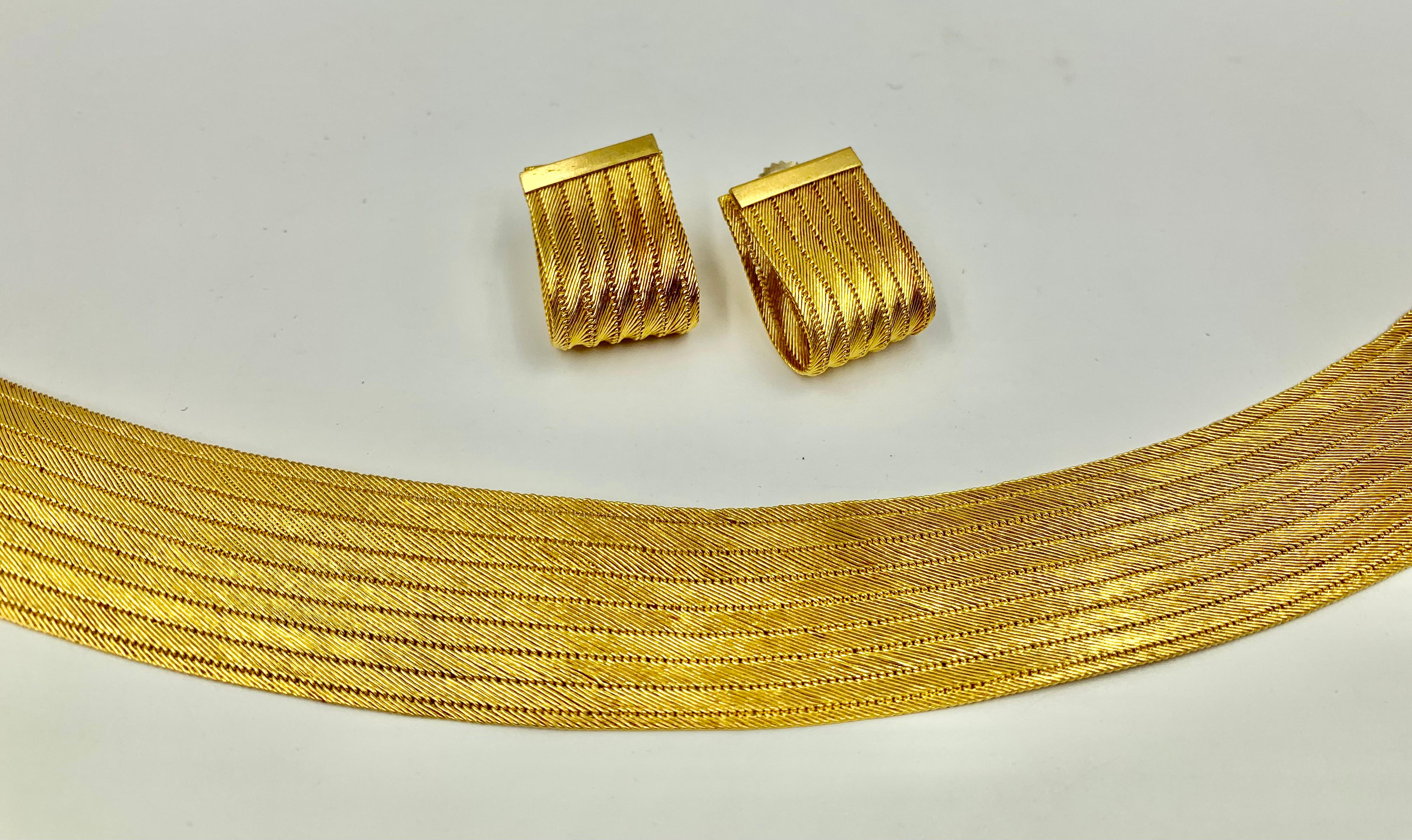 Ancient Etruscan Style Classical Greek 22k Woven Gold Necklace and Earrings For Sale 4