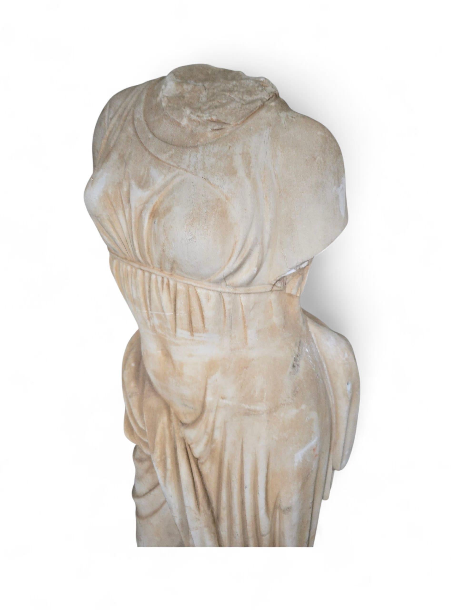 Figura di toga greca classica in marmo, inizio XX secolo in vendita 4