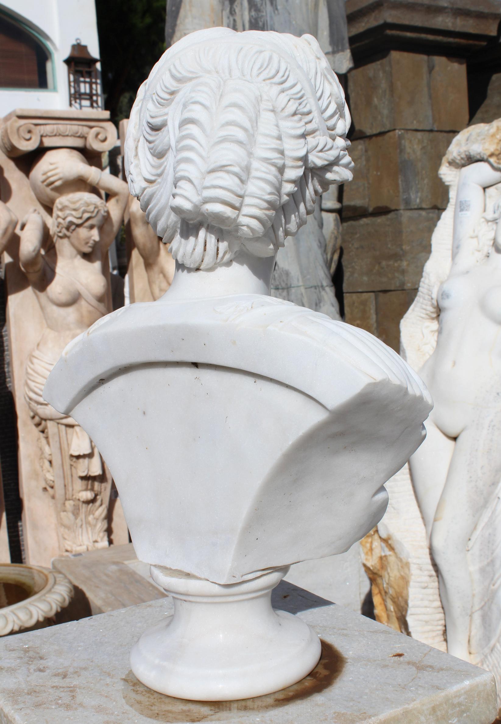 Classical Hand Carved White Marble Female Bust In Good Condition For Sale In Marbella, ES