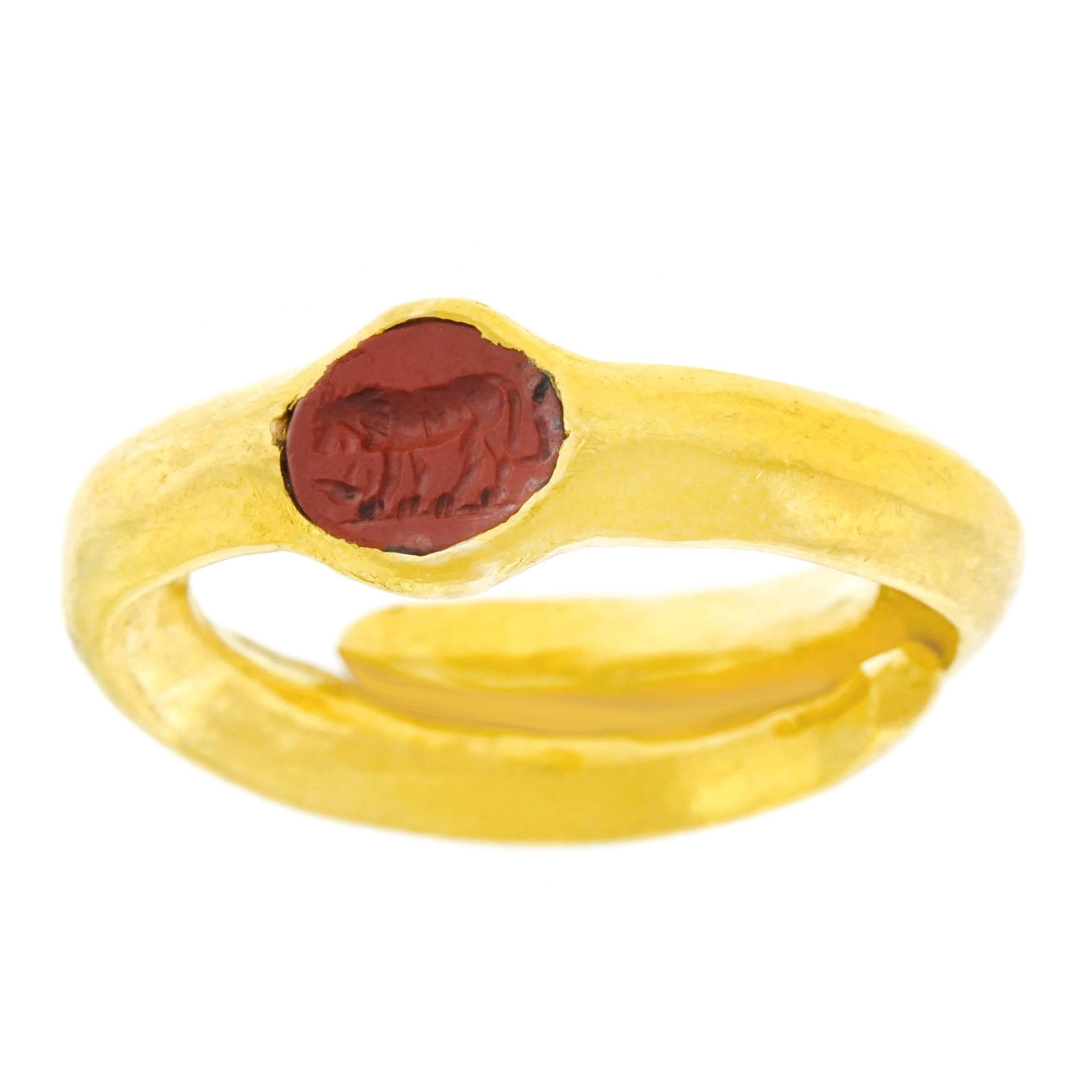 Classical Intaglio High Karat Ring in the Ancient Style