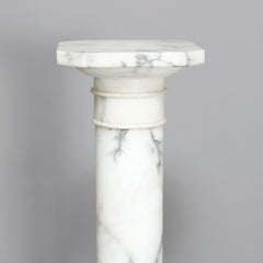 Classical Italian Carved Marble Doric Column Sculpture Display Pedestal
