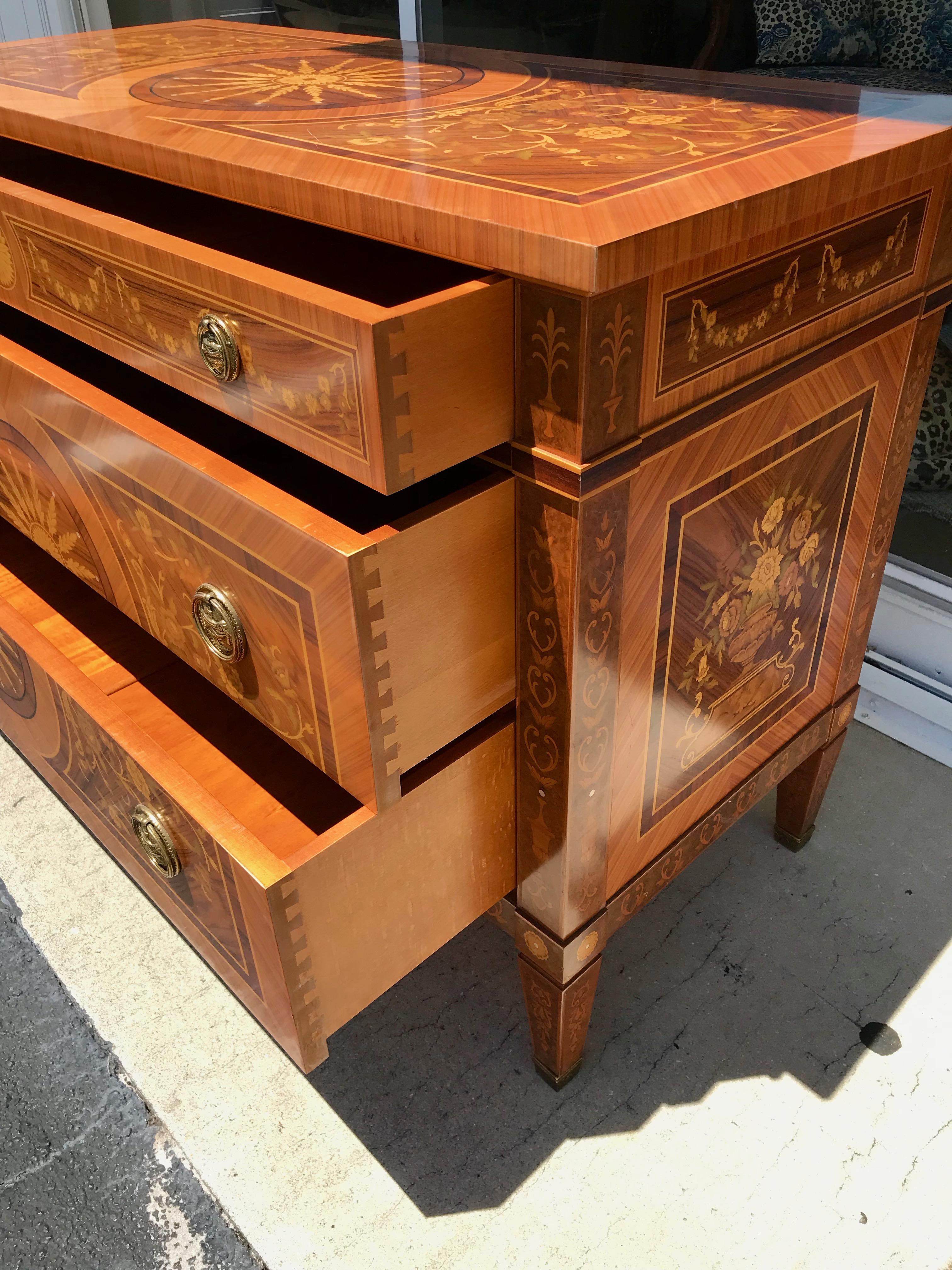 Classical Italian Inlaid Commode For Sale 6