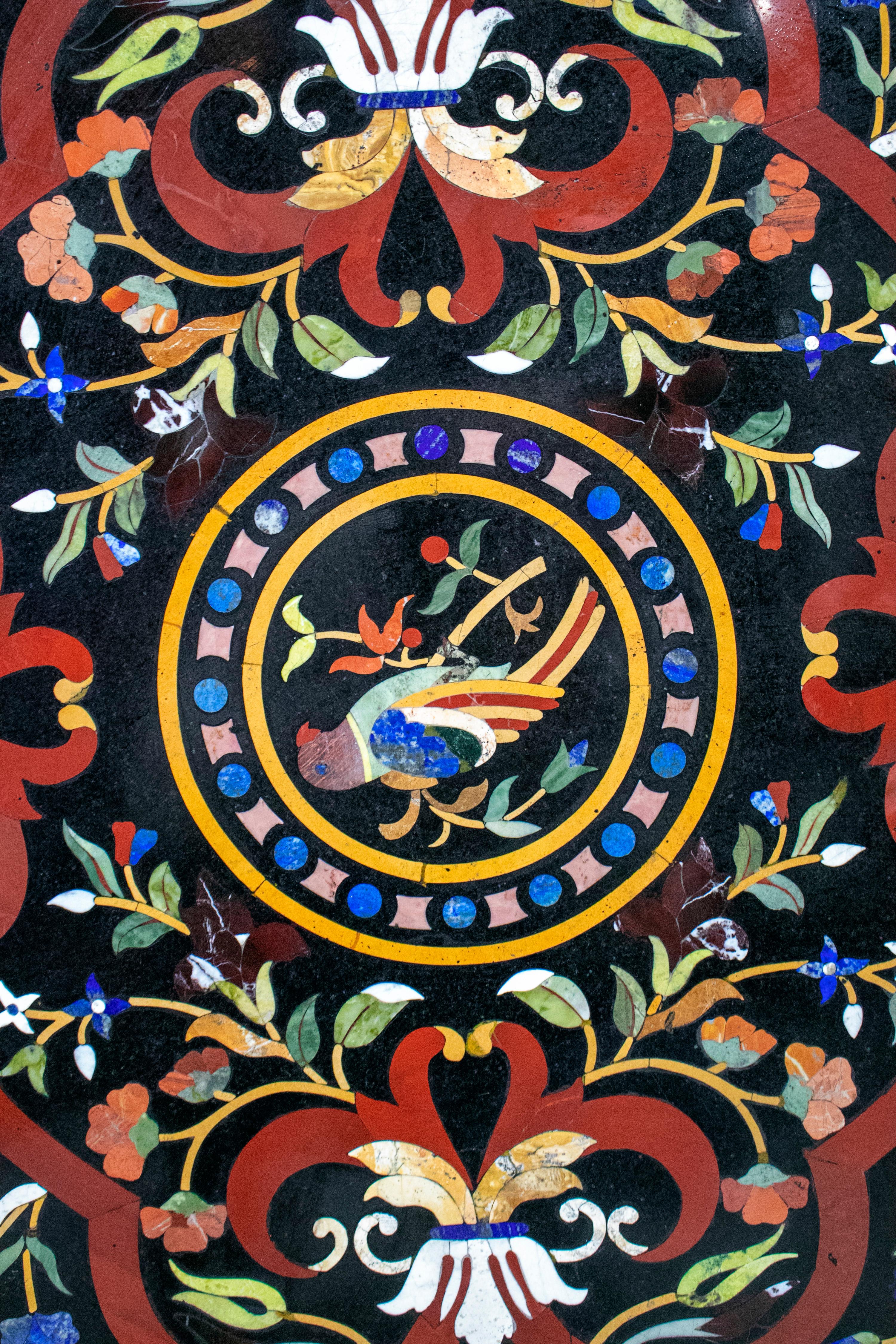 Classical Italian Pietra Dura Stone Mosaic Black Marble Round Table Top In Good Condition In Marbella, ES