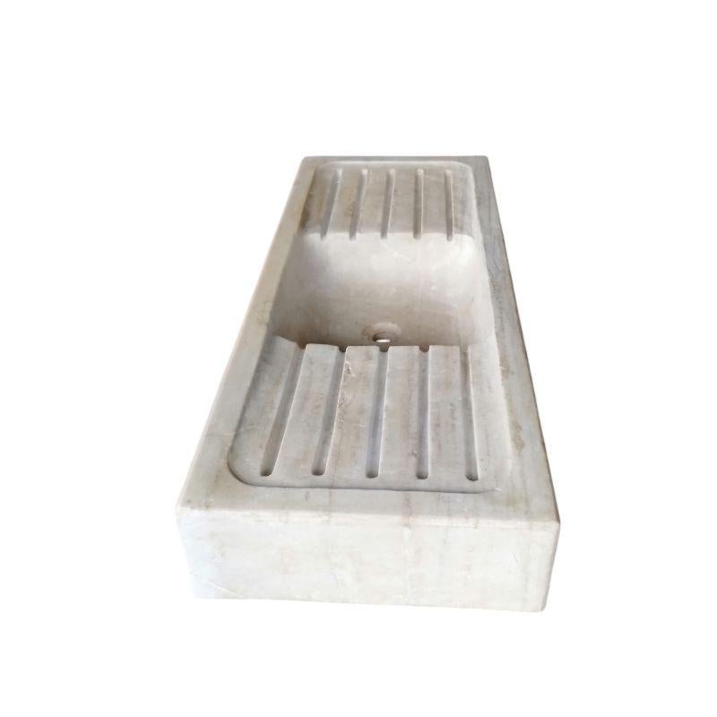 20ième siècle Cuisine classique Marbre Stone Sink Basin en vente