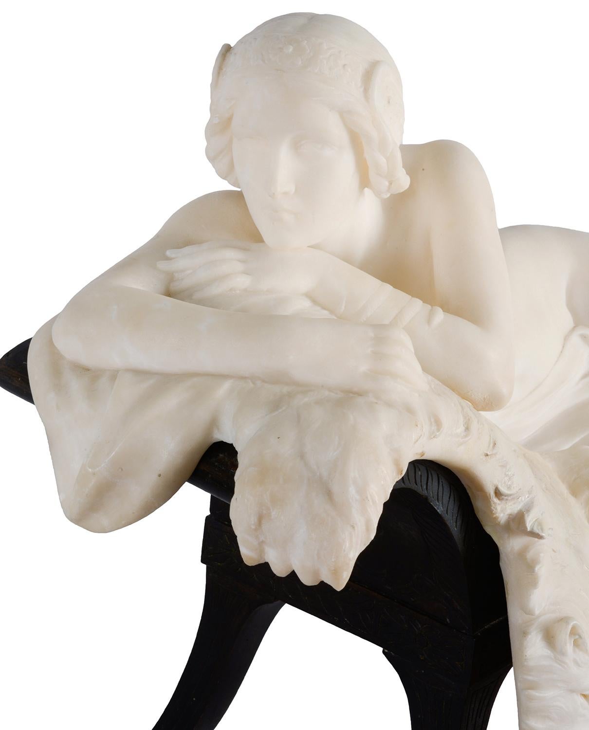 Classical Late 19th Century Marble Statue of a Reclining Nude In Good Condition For Sale In Brighton, Sussex