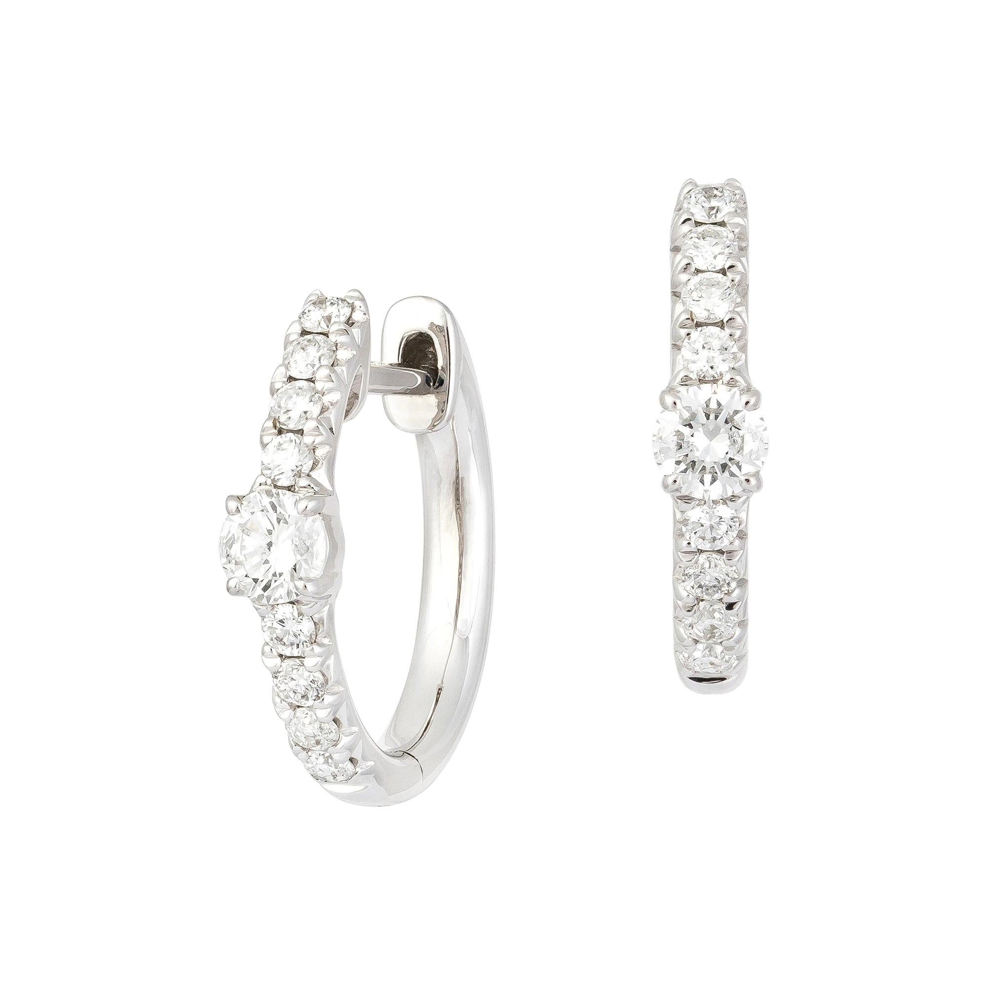 Classical Lever-Back Diamonds Earring 18k White Gold for Her For Sale
