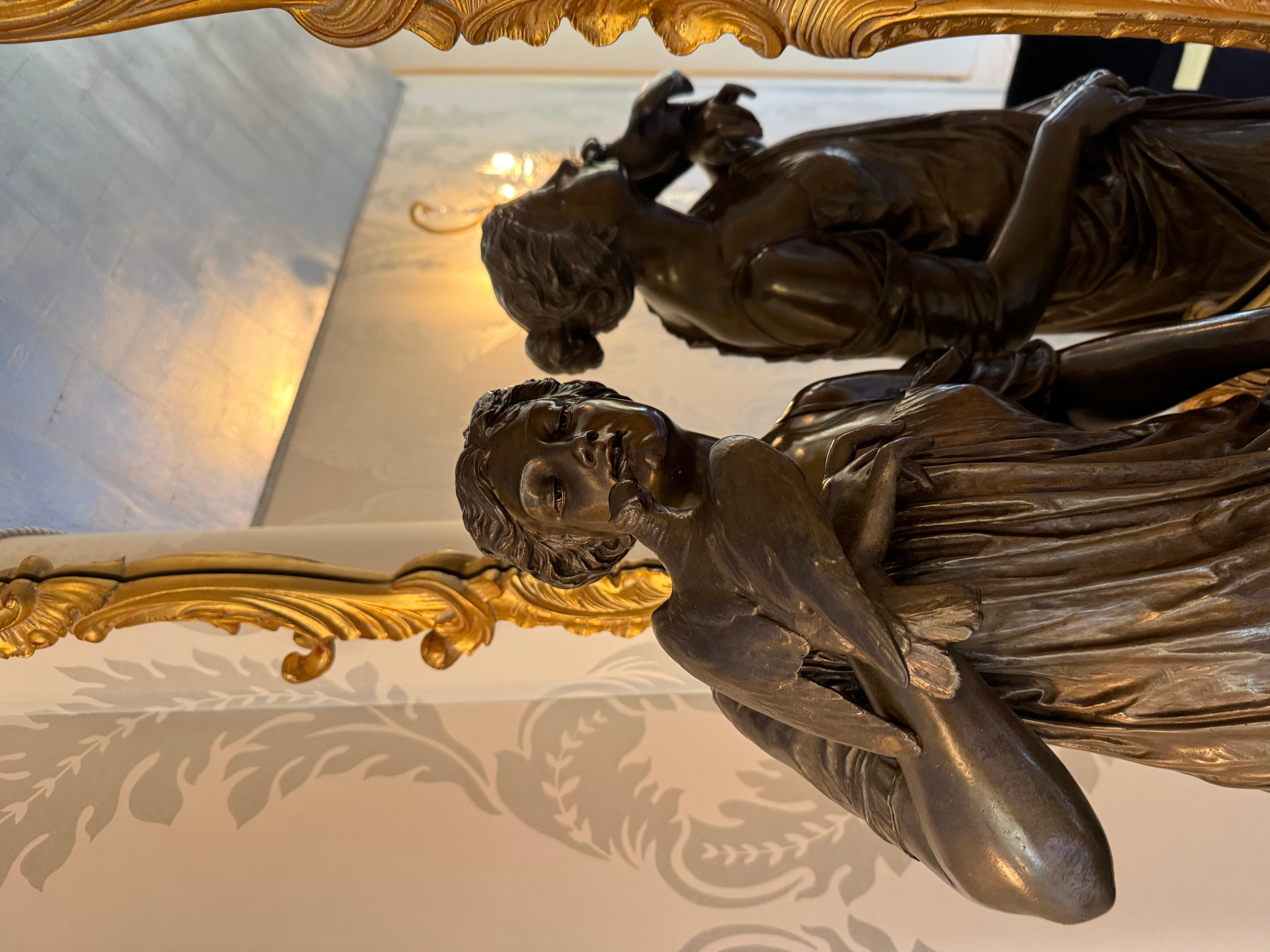 Fanciulla classica con colomba, iscrizione sulla base, C.Fischer F. in vendita 1