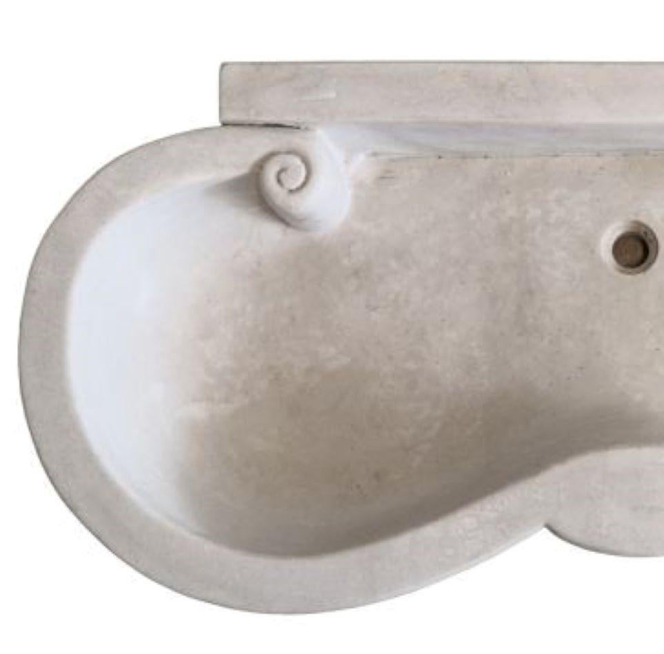 Romain classique Evier classique en marbre sculpté en vente