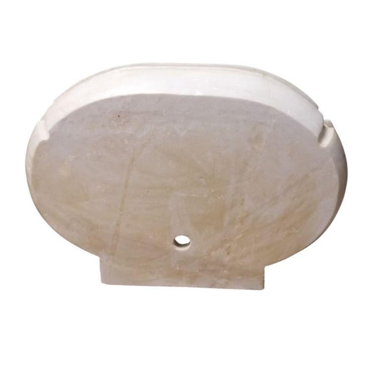 20ième siècle Classic Marble Circular Marble Stone Sink en vente