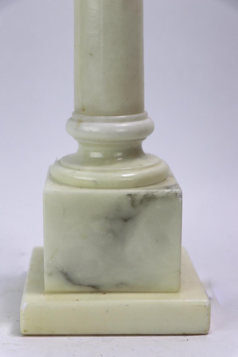 Hollywood Regency Classical Marble Column Table Lamp For Sale