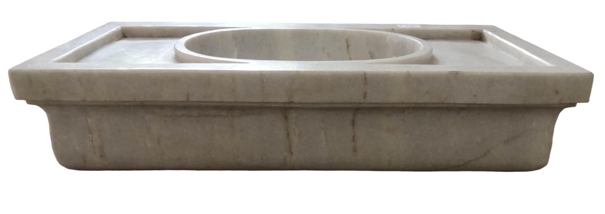 Klassischer Waschbeckenbasin aus Marmorstein (Klassisch-griechisch) im Angebot