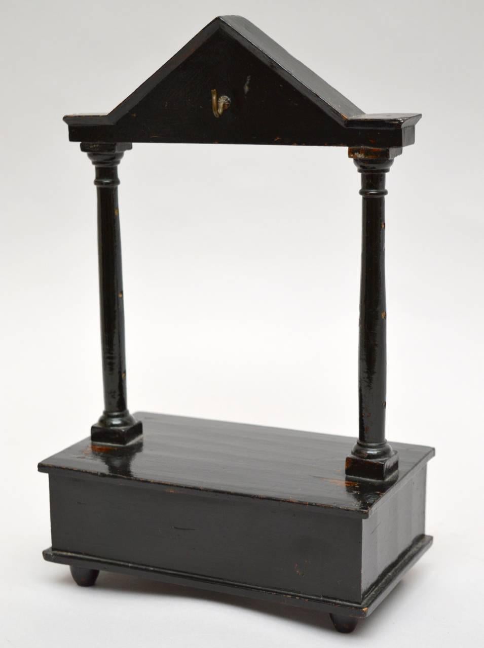 Classical Napoleon III Desk Top Pocket Watch Stand In Good Condition In Antwerp, BE