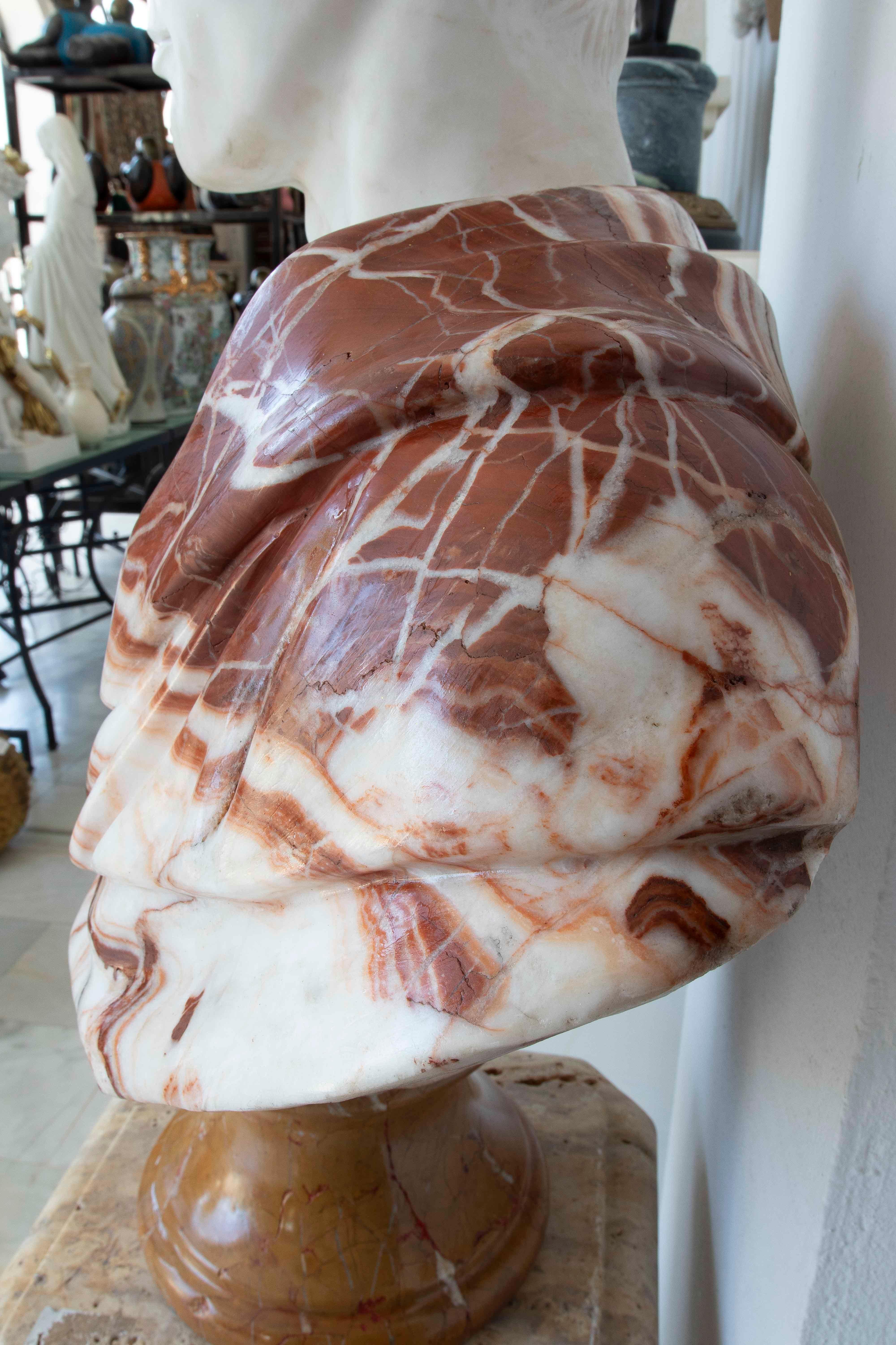Klassische römische Büste aus weißem Marmor und rotem Onyx - Skulptur im kaiserlichen Stil im Angebot 5