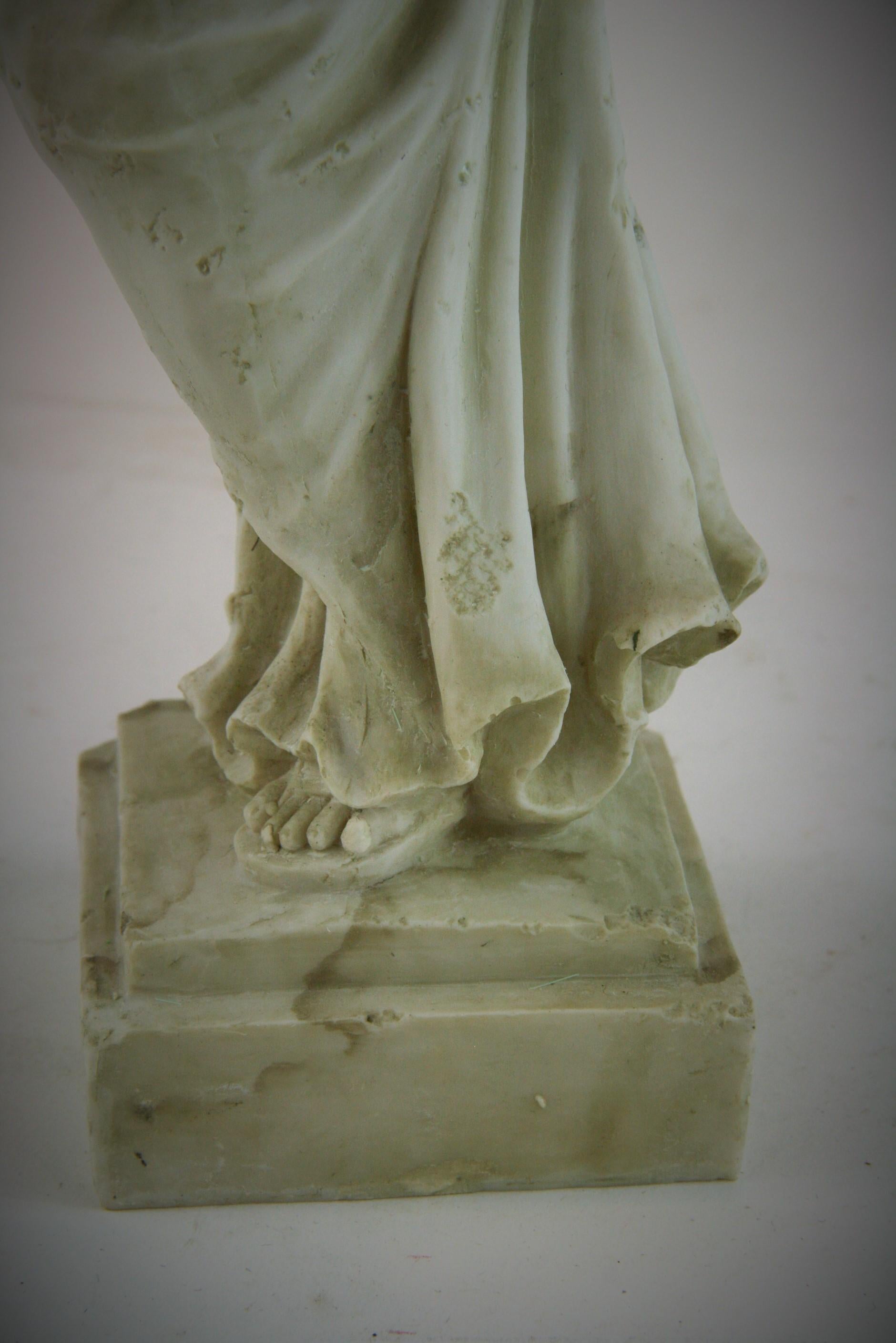 Classical Roman Female Patrician Sculpture 8