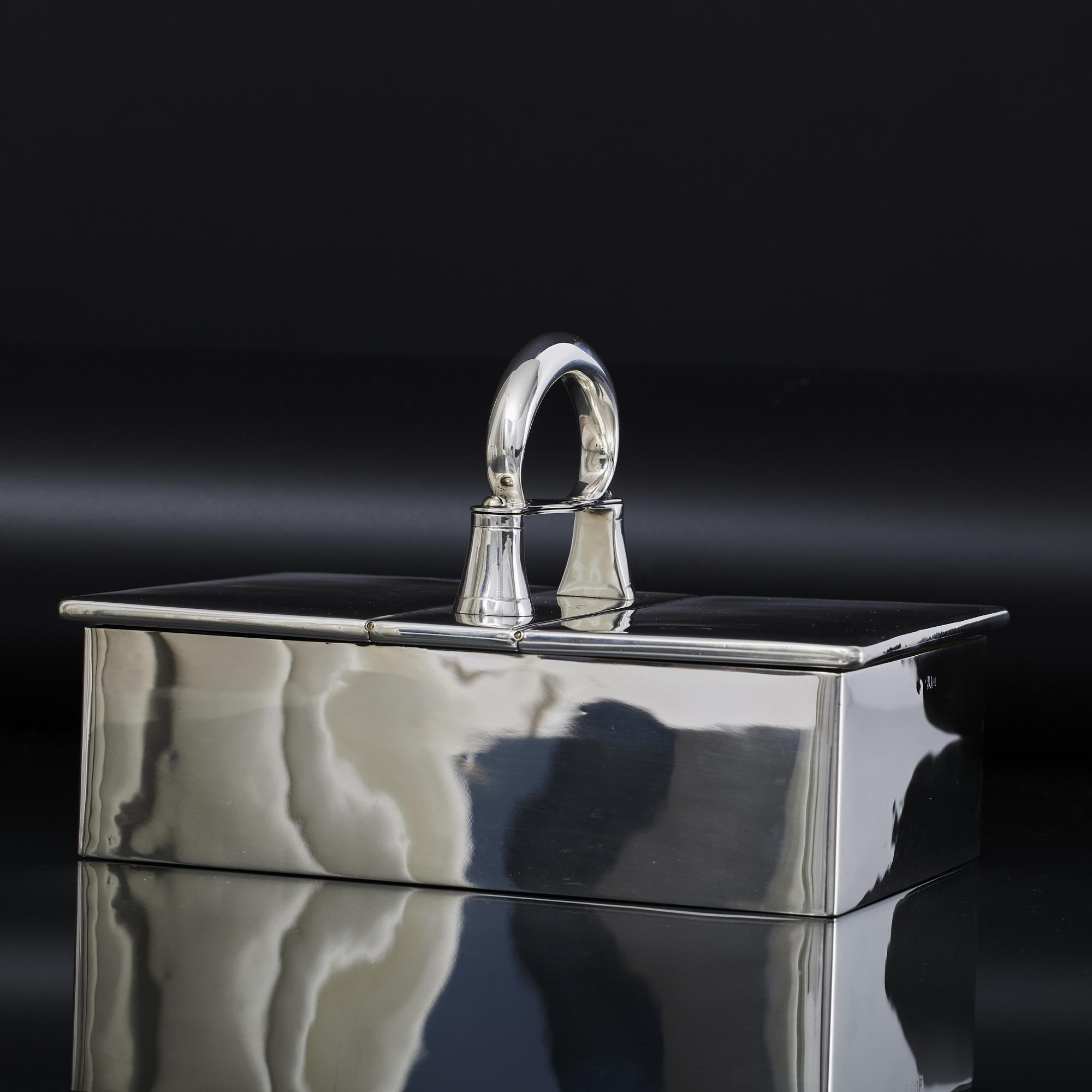 Unusual Edwardian silver cigar box 5