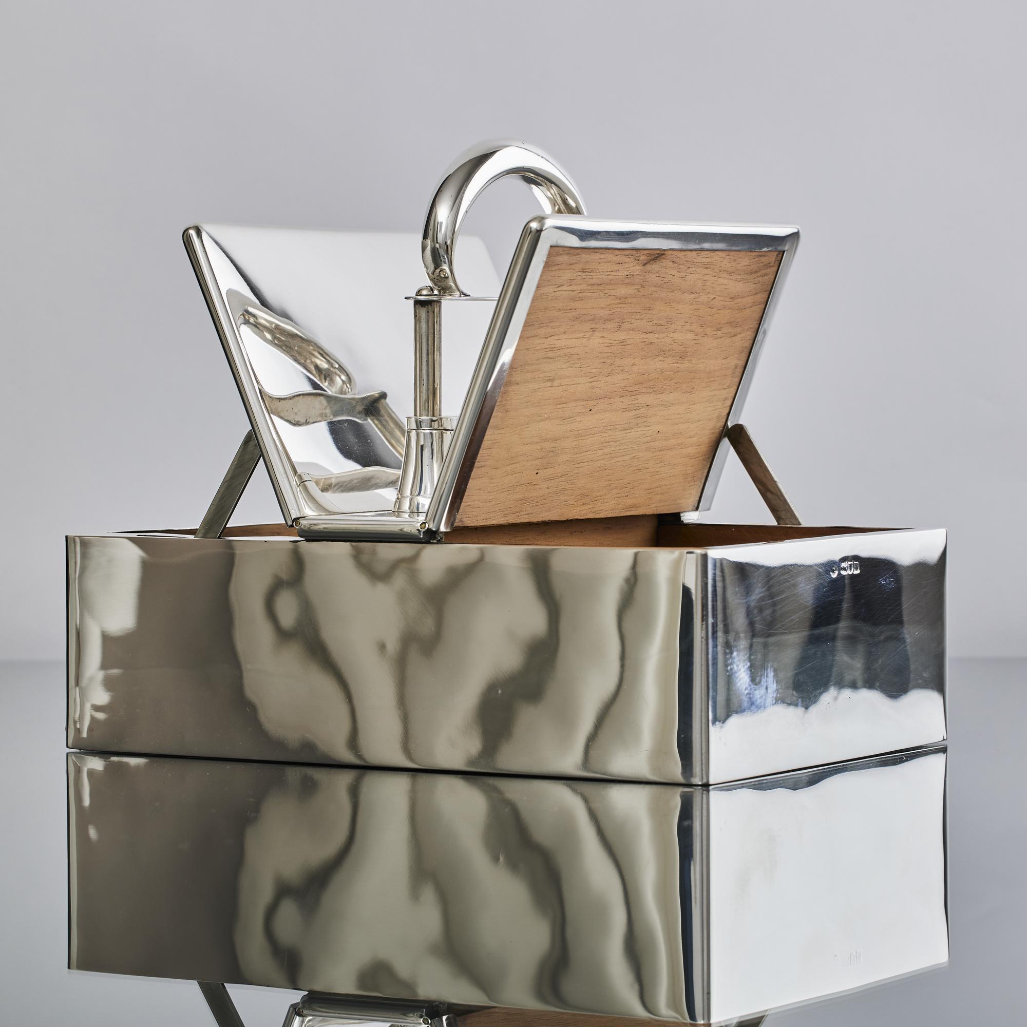 Unusual Edwardian silver cigar box 2