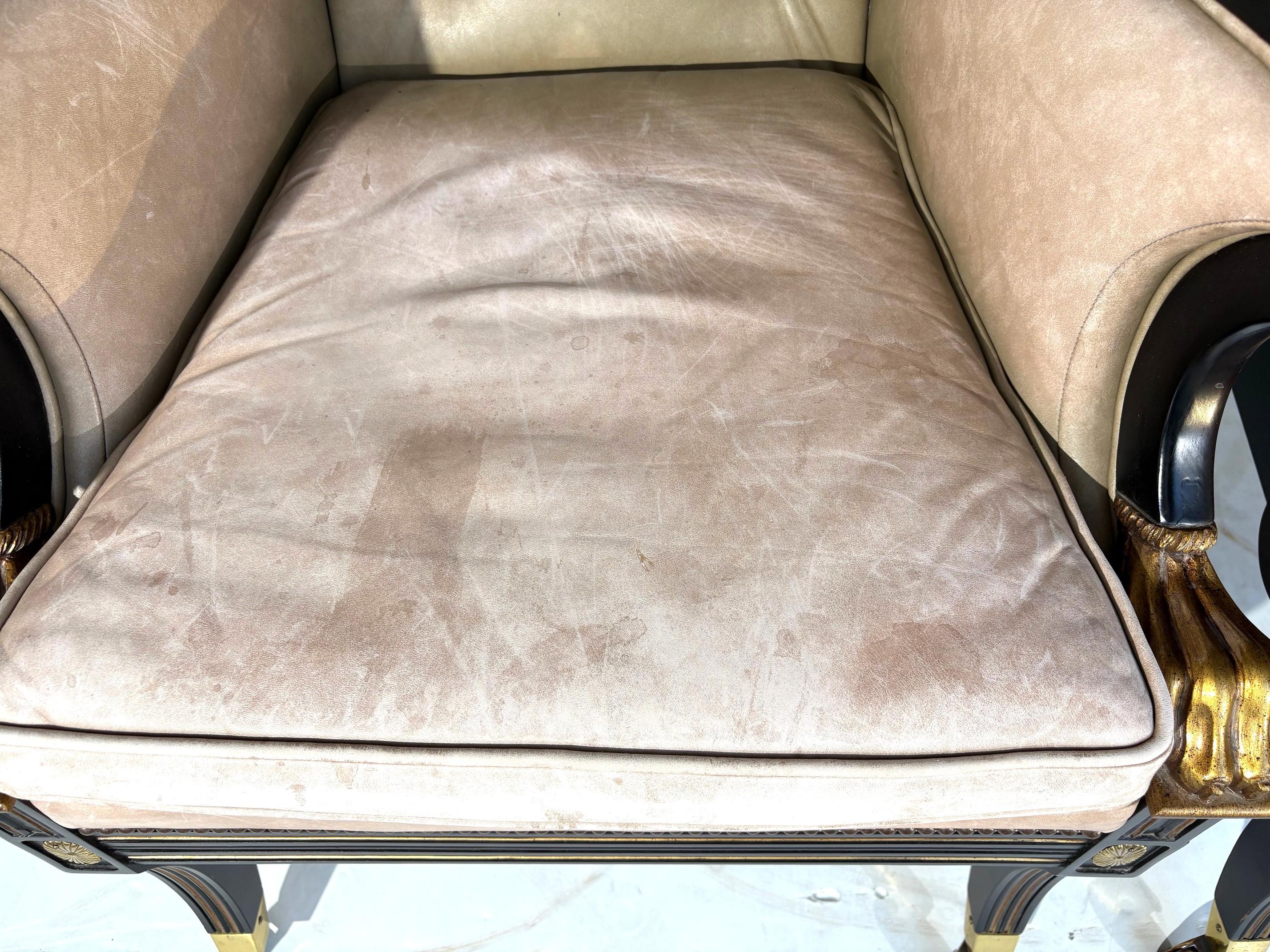 Fauteuils en cuir de style Classic par Baker Ensemble de 2 Bon état - En vente à Pomona, CA