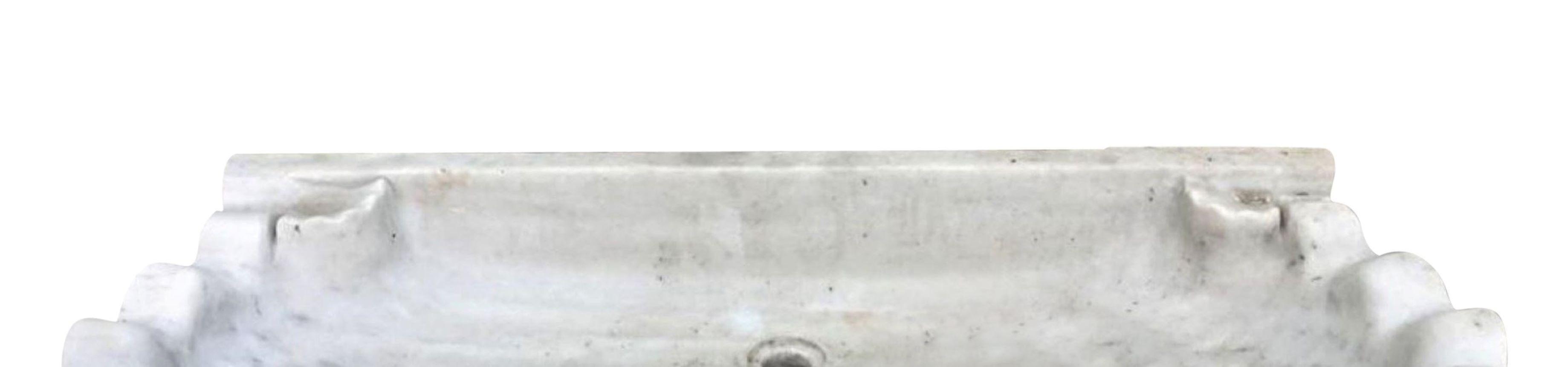Marmorwaschbecke im klassischen Stil im Zustand „Neu“ im Angebot in Cranbrook, Kent