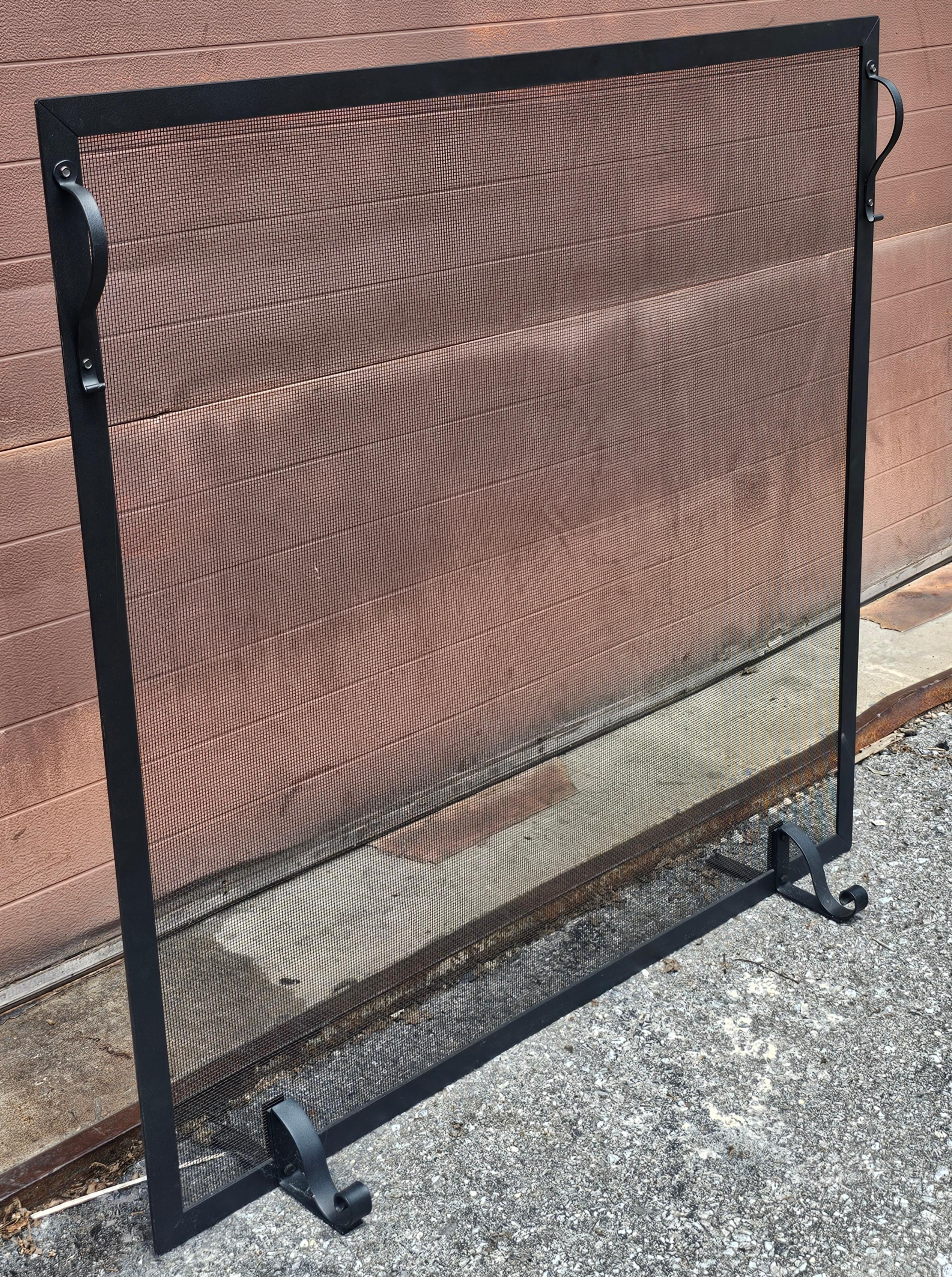 American Craftsman Classical Style Painted Iron and Wire Mesh Fireplace Screen For Sale