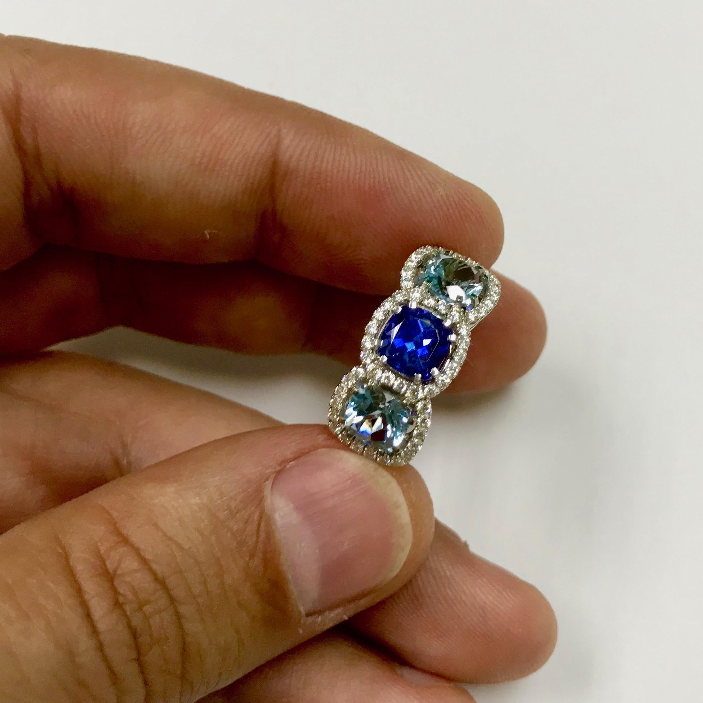 Neoclassical Classical Tanzanite Aquamarine and Diamond 18 Karat White Gold Three-Stone Ring For Sale