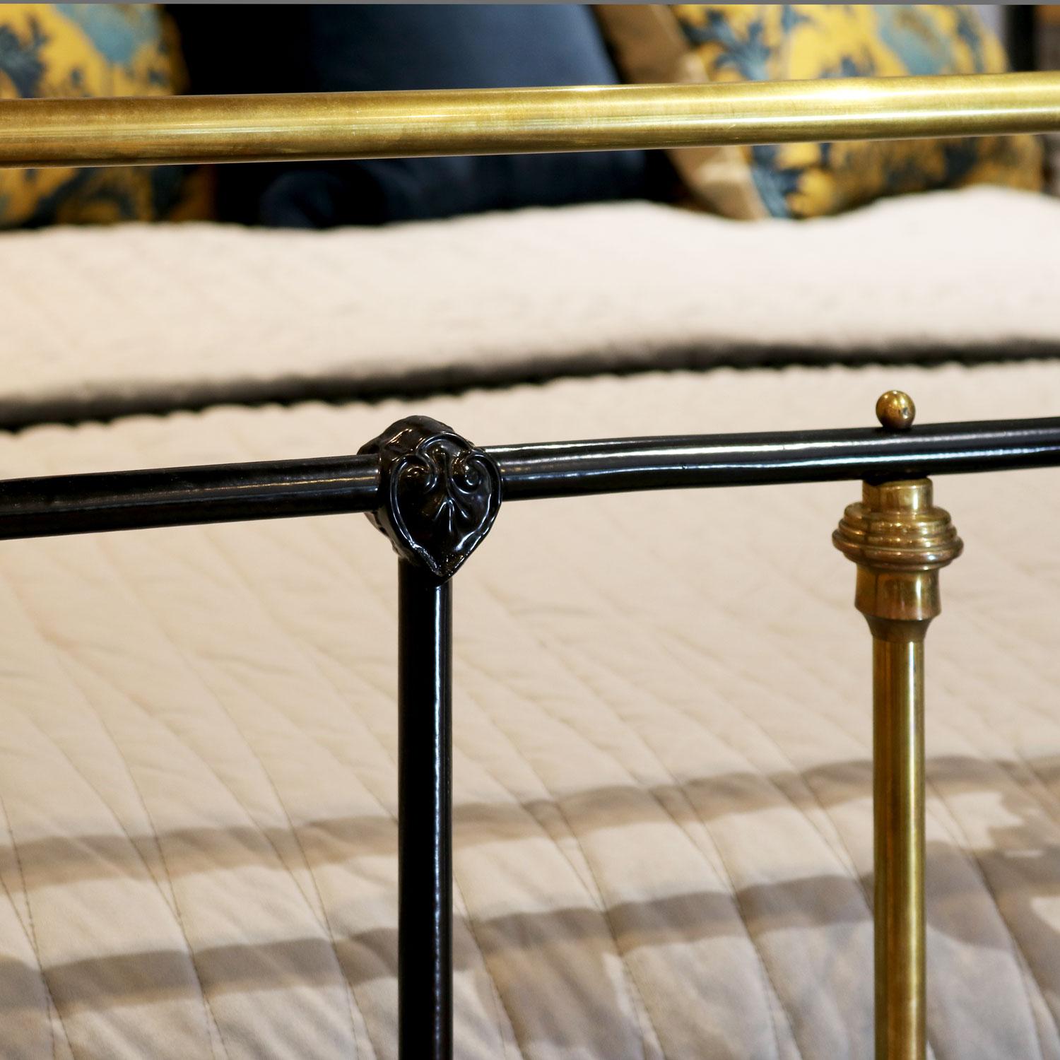 Classical Victorian Antique Bed Black MK230 In Good Condition In Wrexham, GB