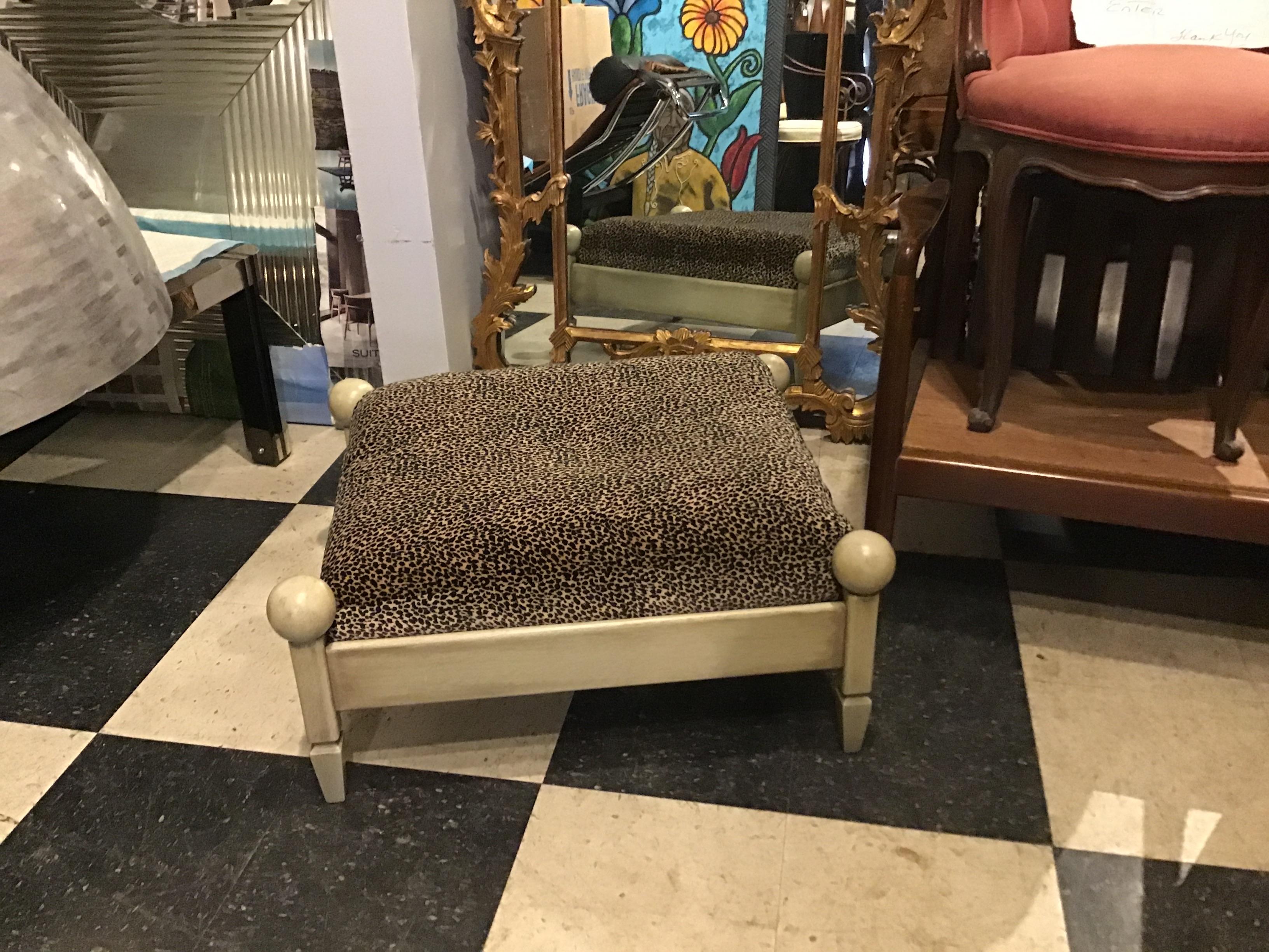 Classical Wood Dog Bed For Sale 4