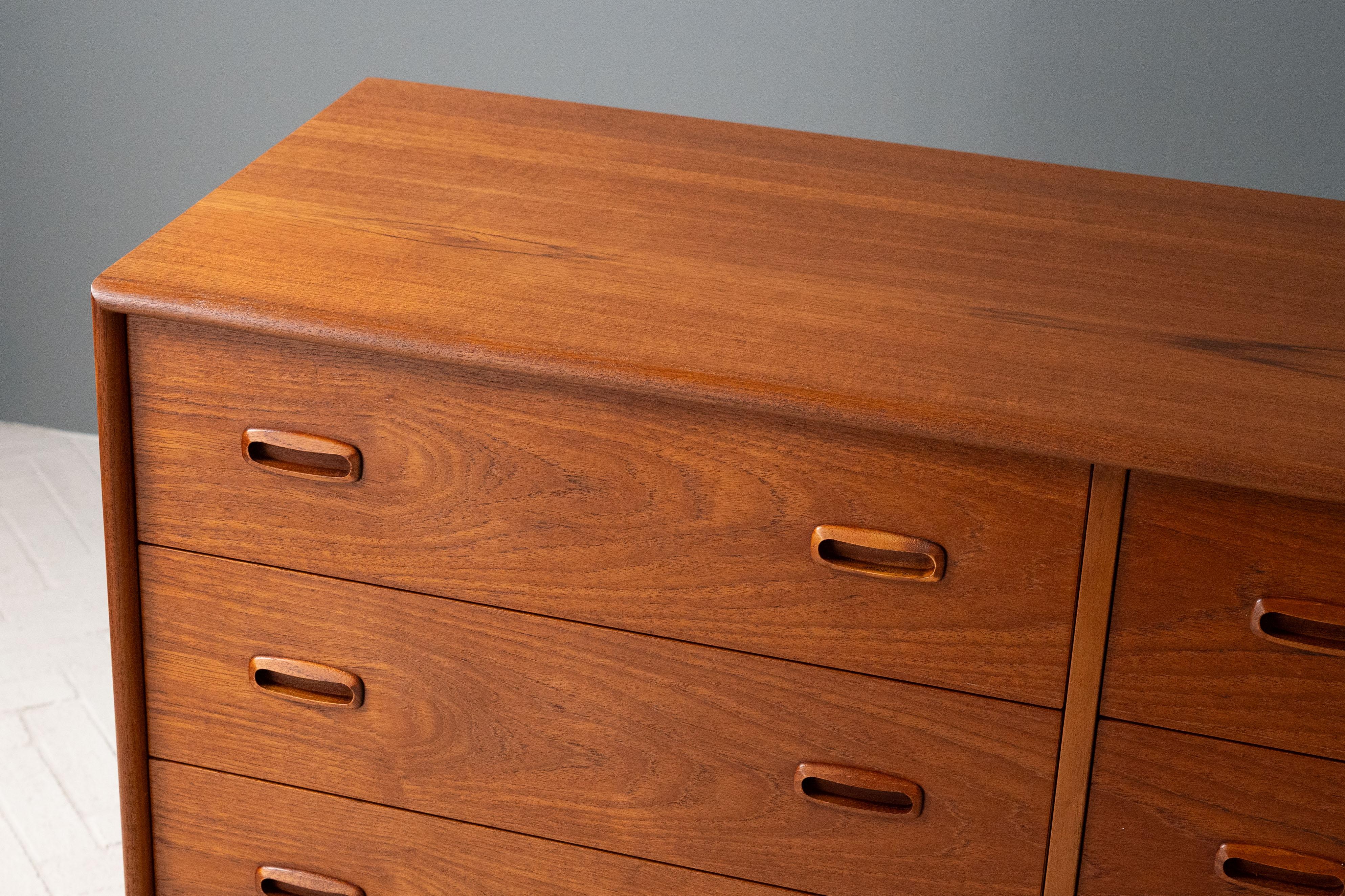 Mid-20th Century Classically Danish Modern Style Teak Dresser