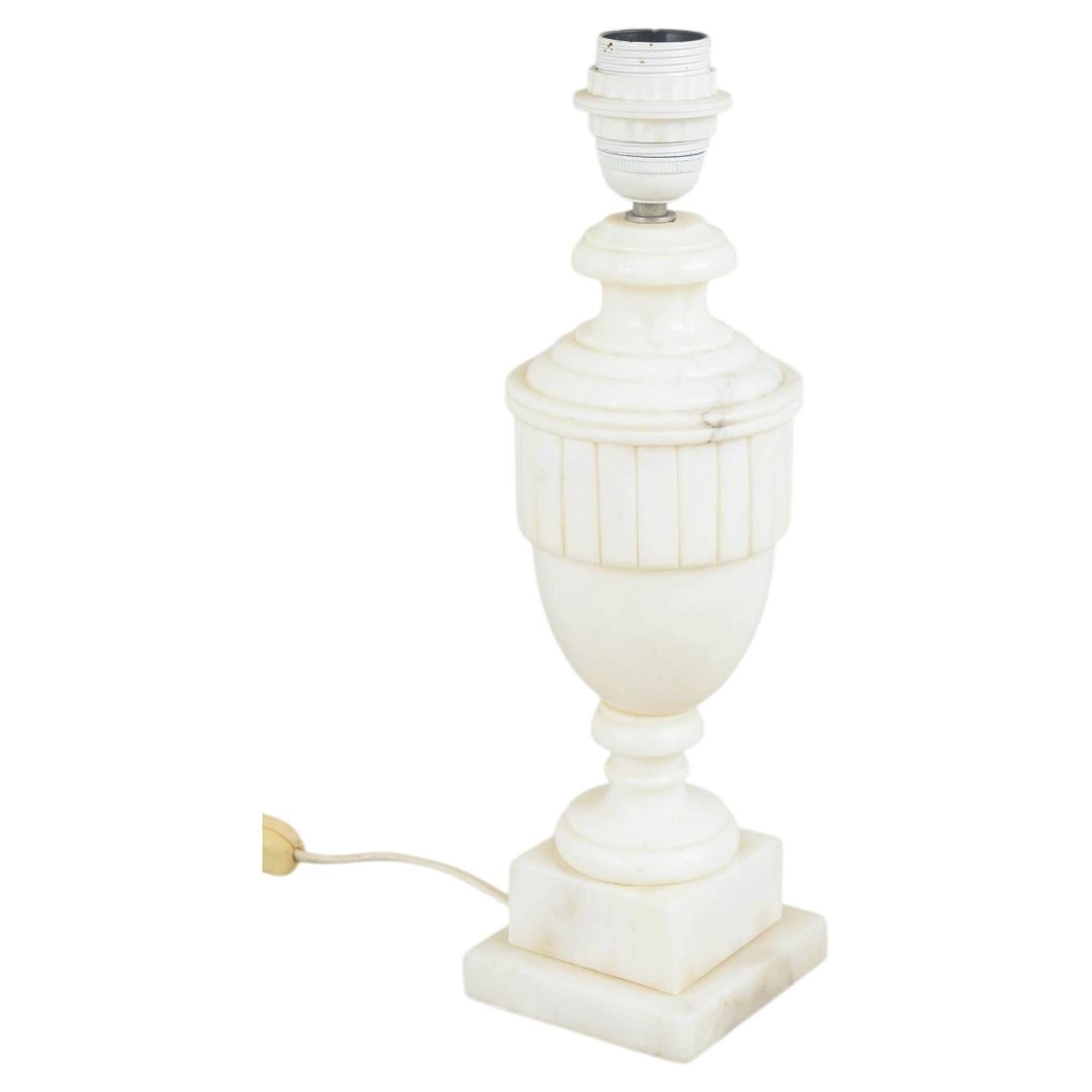 Classically shaped table lamp crafted in white marble. Italy, 1970s