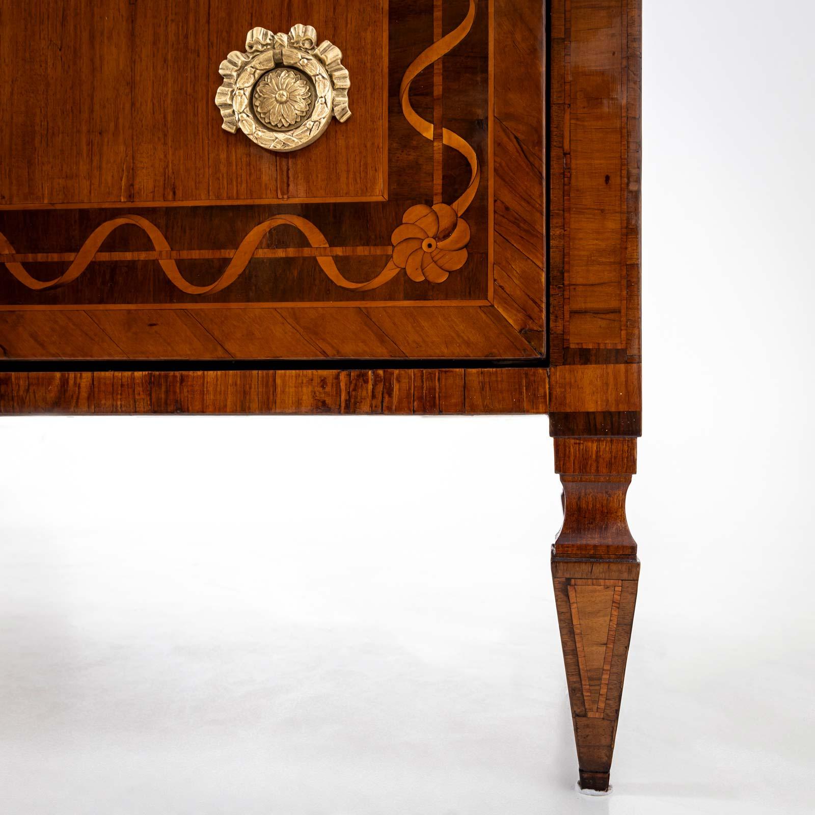 Classicist chest of drawers, Italy, around 1790 For Sale 1