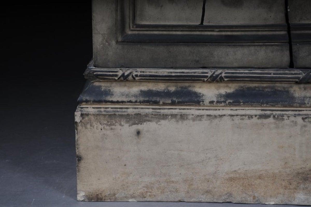 Klassizistisches Empire Pedestal aus Terrakotta, um 1820 im Angebot 11