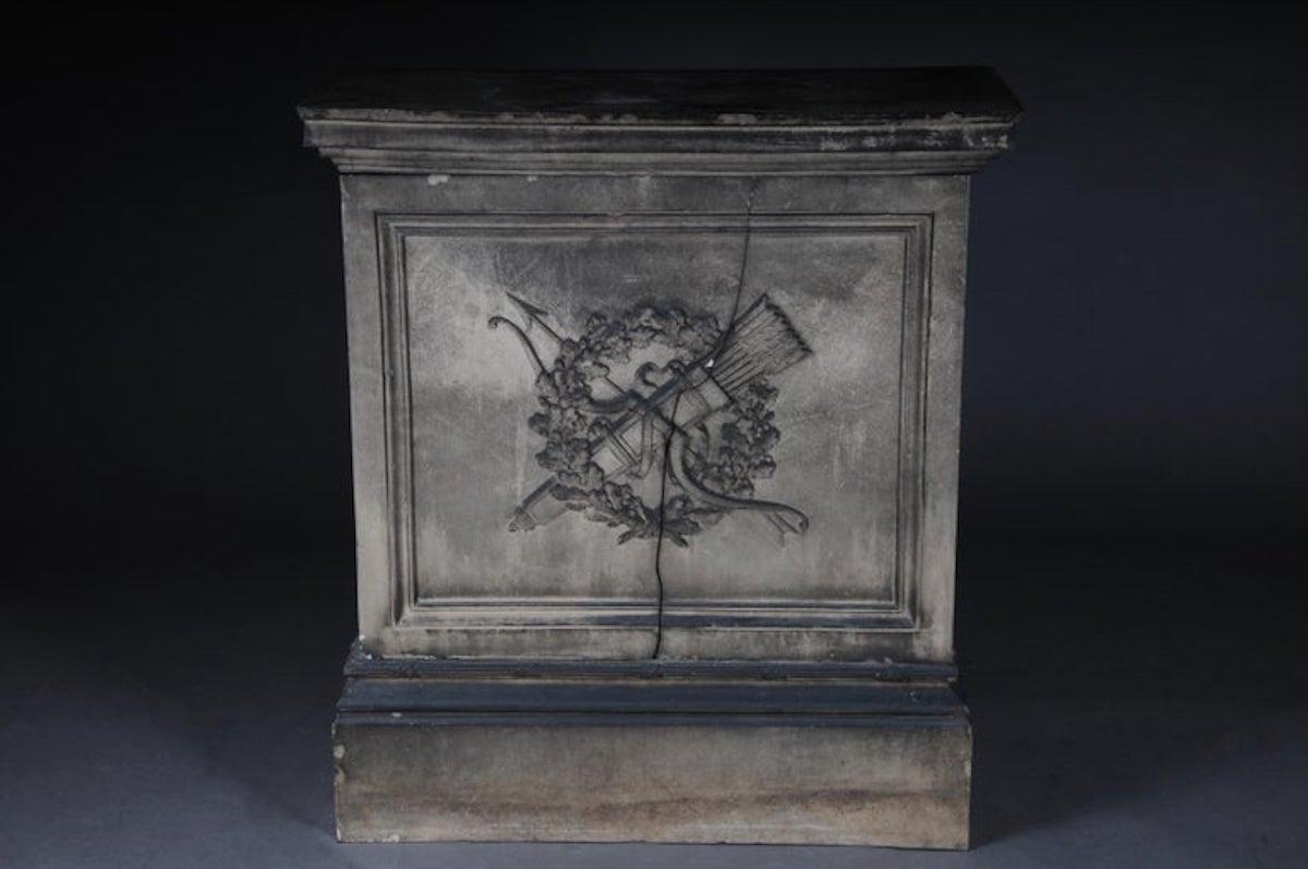 Klassizistisches Empire Pedestal aus Terrakotta, um 1820 im Angebot 2