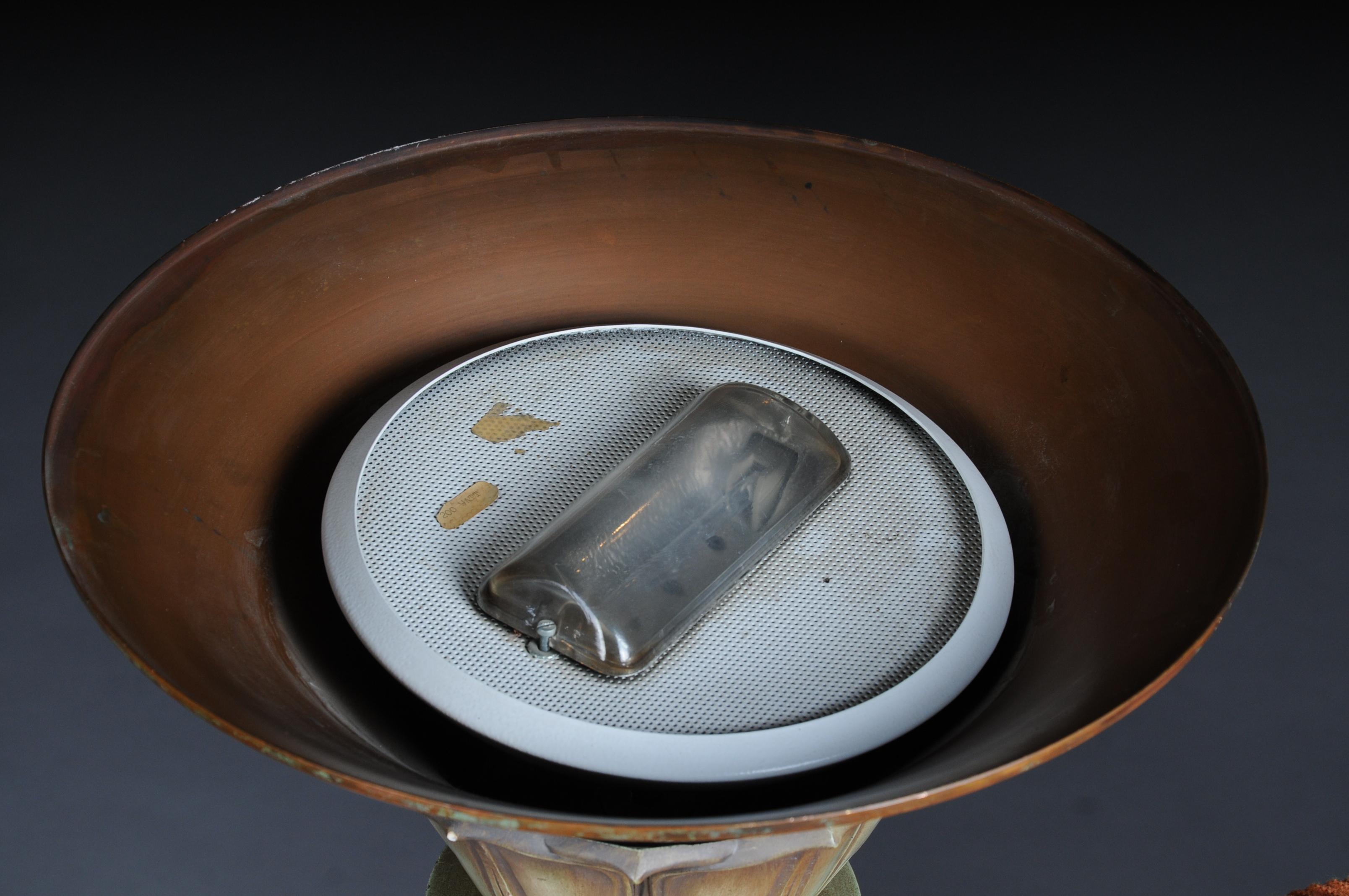 Lustre/Lampe de salon classique sur pied, 20ème siècle, Karl Lagerfeld en vente 10