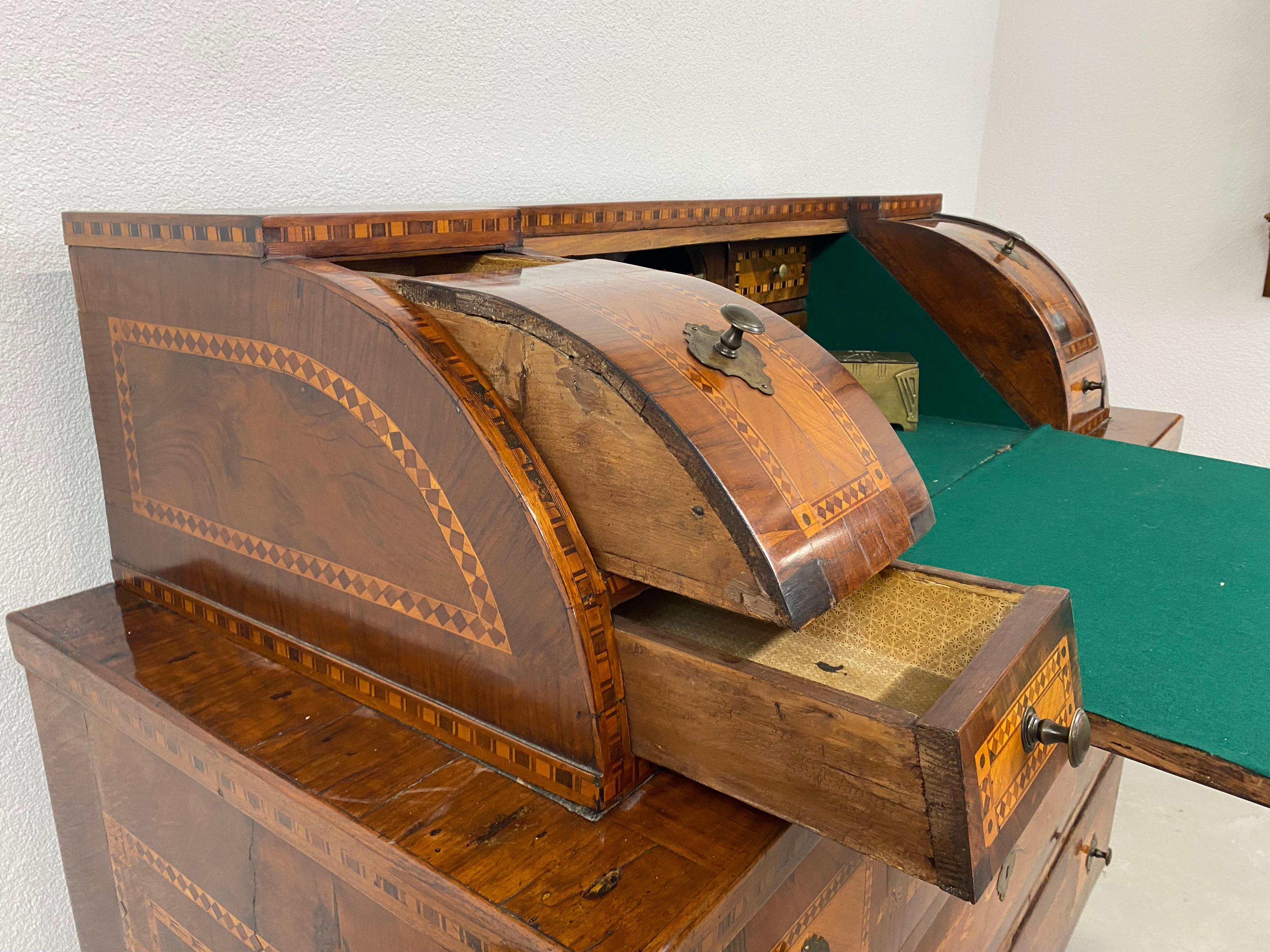 Secrétaire viennois classique, vers 1790 en vente 1
