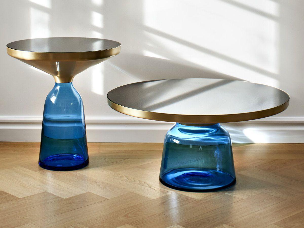 Moderne Table d'appoint ClassiCon Bell en laiton et saphir de Sebastian Herkner STOCK en vente