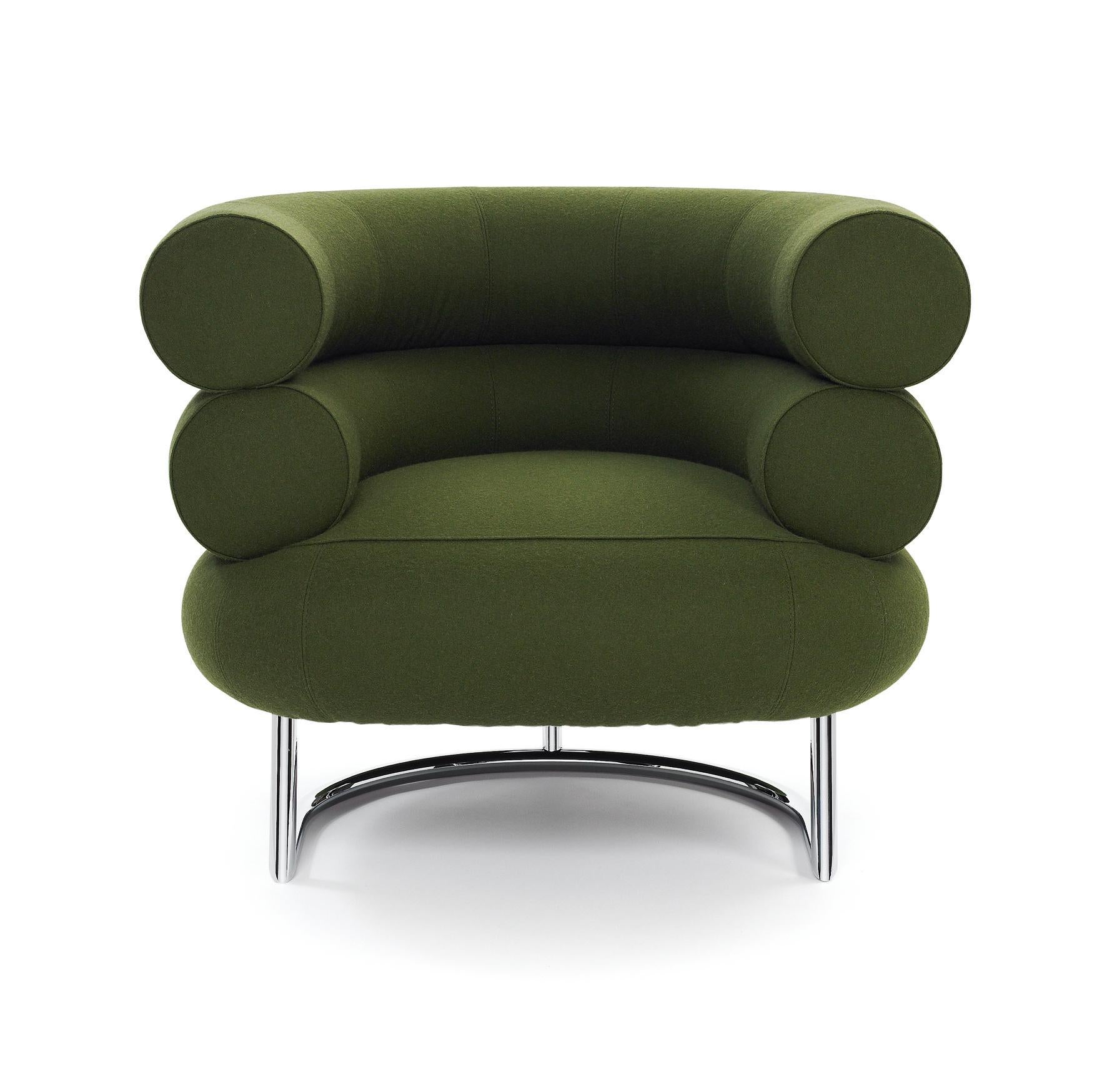 Bibendum is one of a kind. Nowhere in the history of design will one find an armchair that compares to this. It is captivatingly harmonious despite its size and unites a majestic impressiveness with charm and esprit like no other leather armchair.