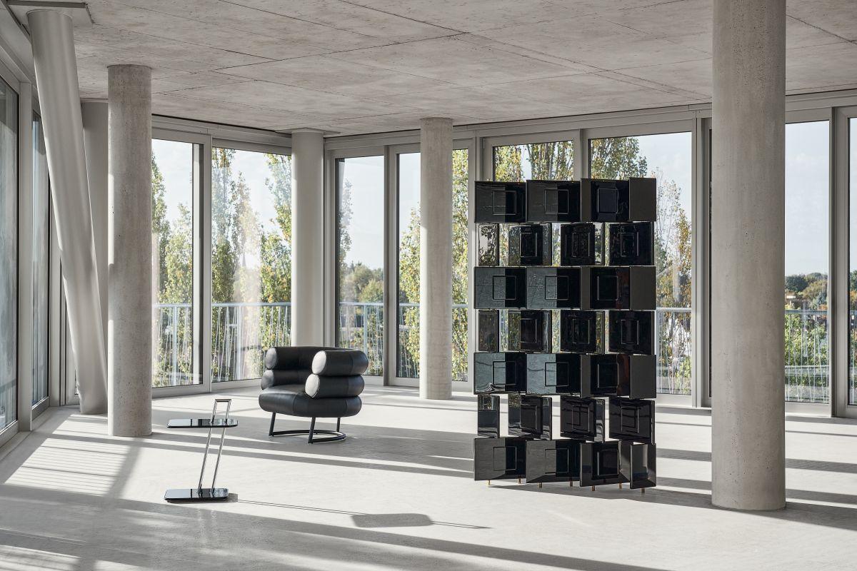 ClassiCon Limited Edition Brick Screen in Black or White by Eileen Gray For Sale 6