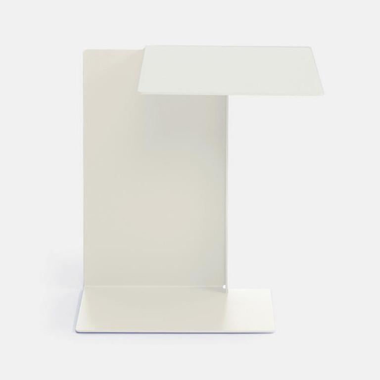CREAM 9001
Side table? Lectern? Notebook stand? Reference library? Konstantin Grcic‘s new series of sheet metal tables is open to a wide range of interpretations and uses and, most importantly, to the imagination. Just as words are built from