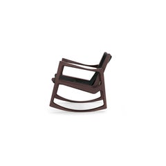 Silla mecedora ClassiCon Euvira personalizable  por Jader Almeida