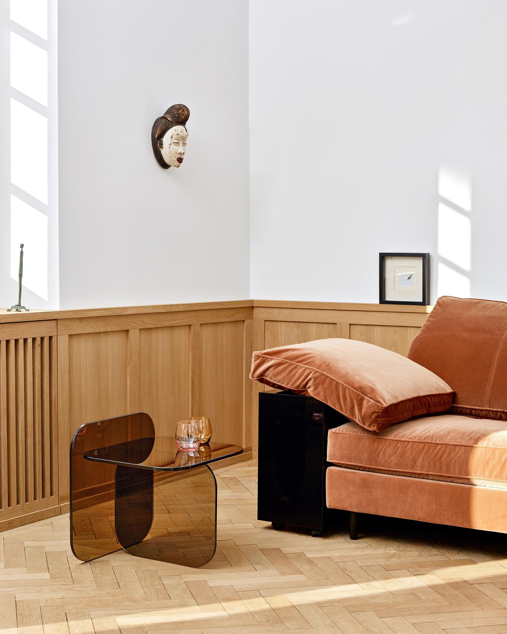 ClassiCon Sol, Beistelltisch aus Glas, entworfen von Ortega & Guijarro im Angebot 4