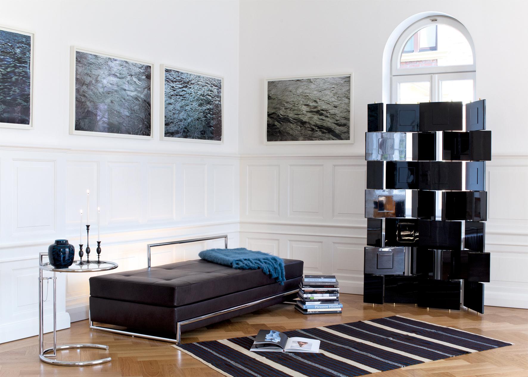 Allemand Paravent ClassiCon blanc en édition limitée d'Eileen Gray en vente