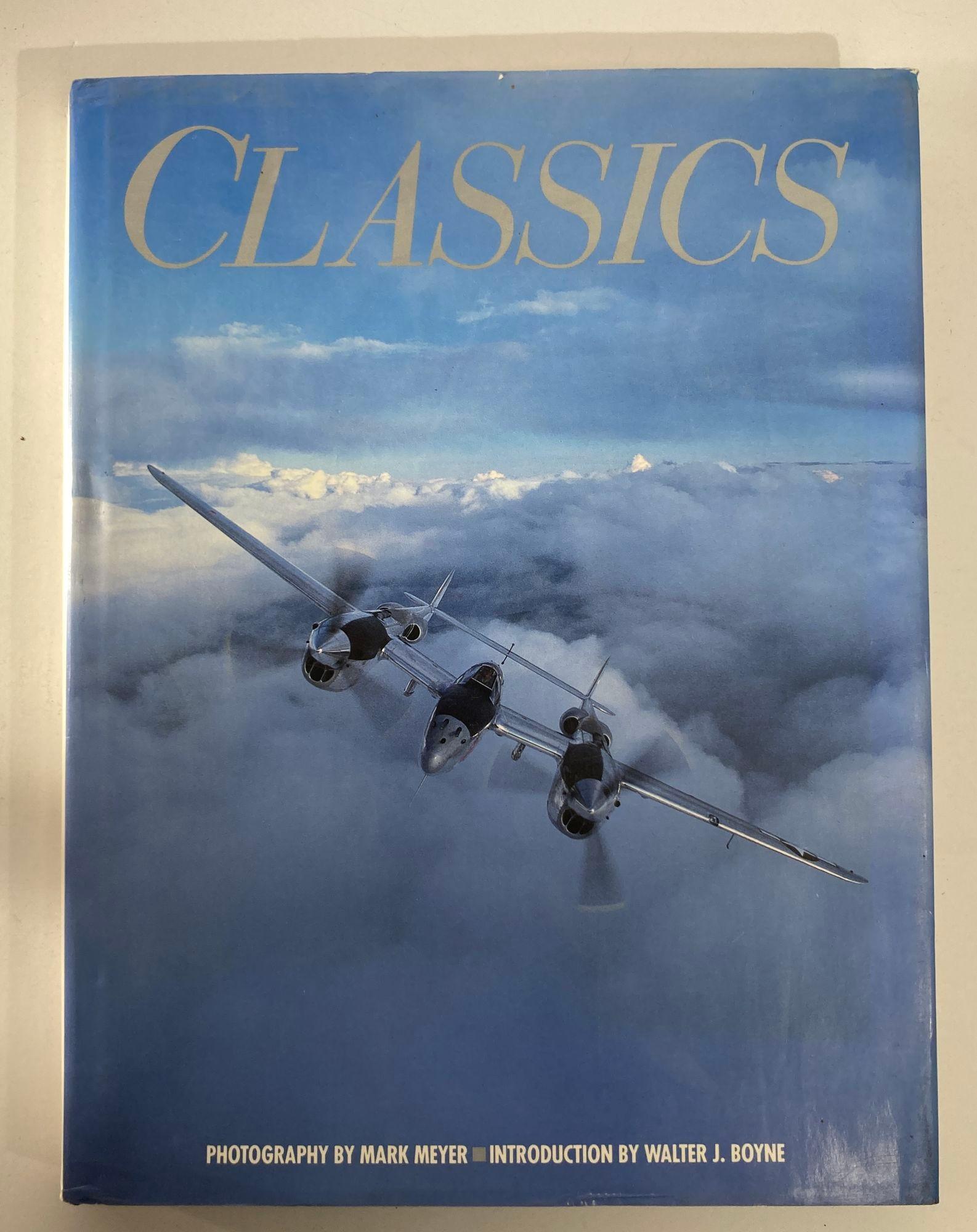 Américain Classiques américains de la Seconde Guerre mondiale : U. S. Aircraft de Walter J. Boyne, Mark Meyer en vente