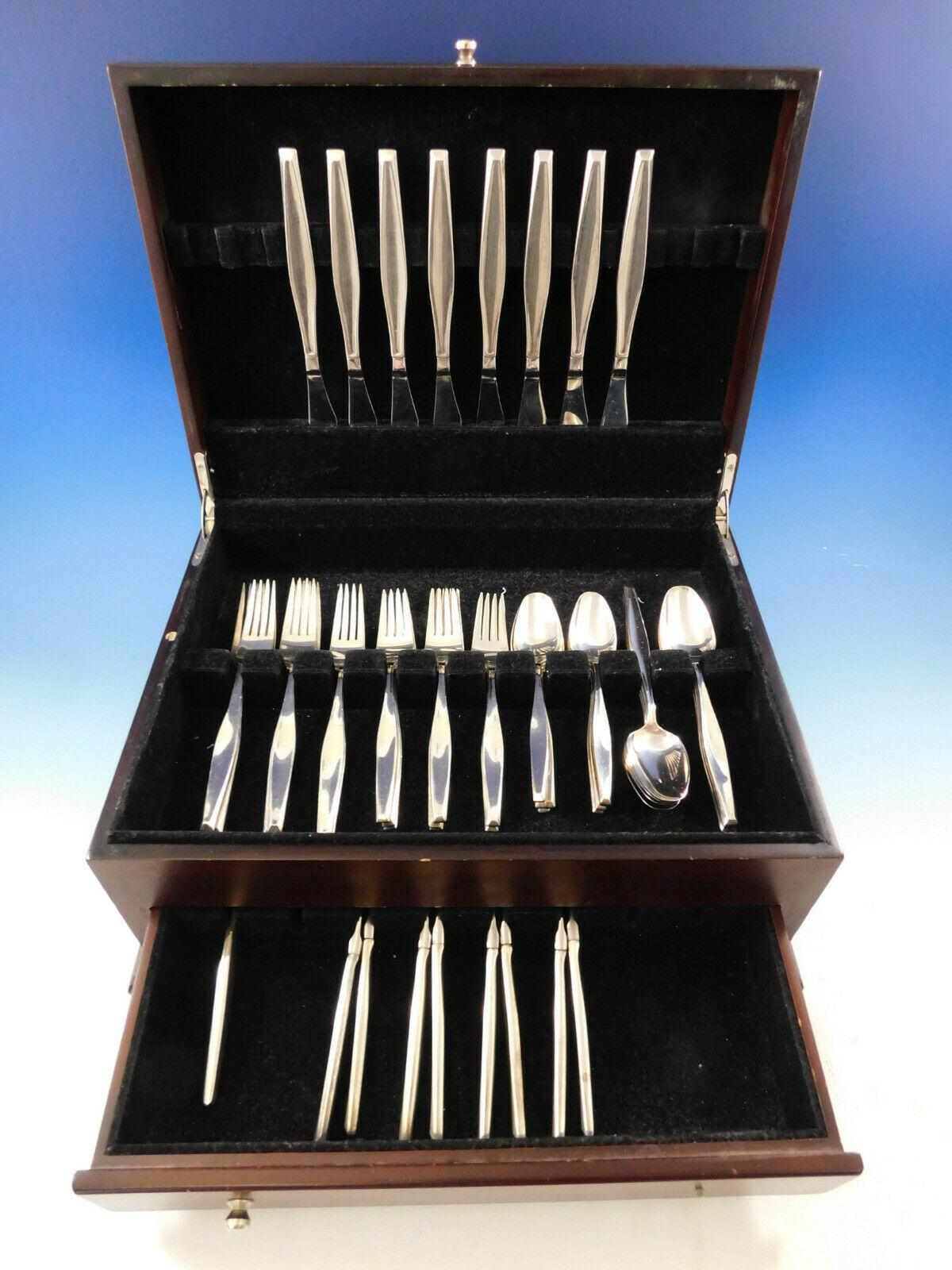 Classique by Gorham Sterling Silver flatware set of 49 pieces. This set includes:

8 knives, 9