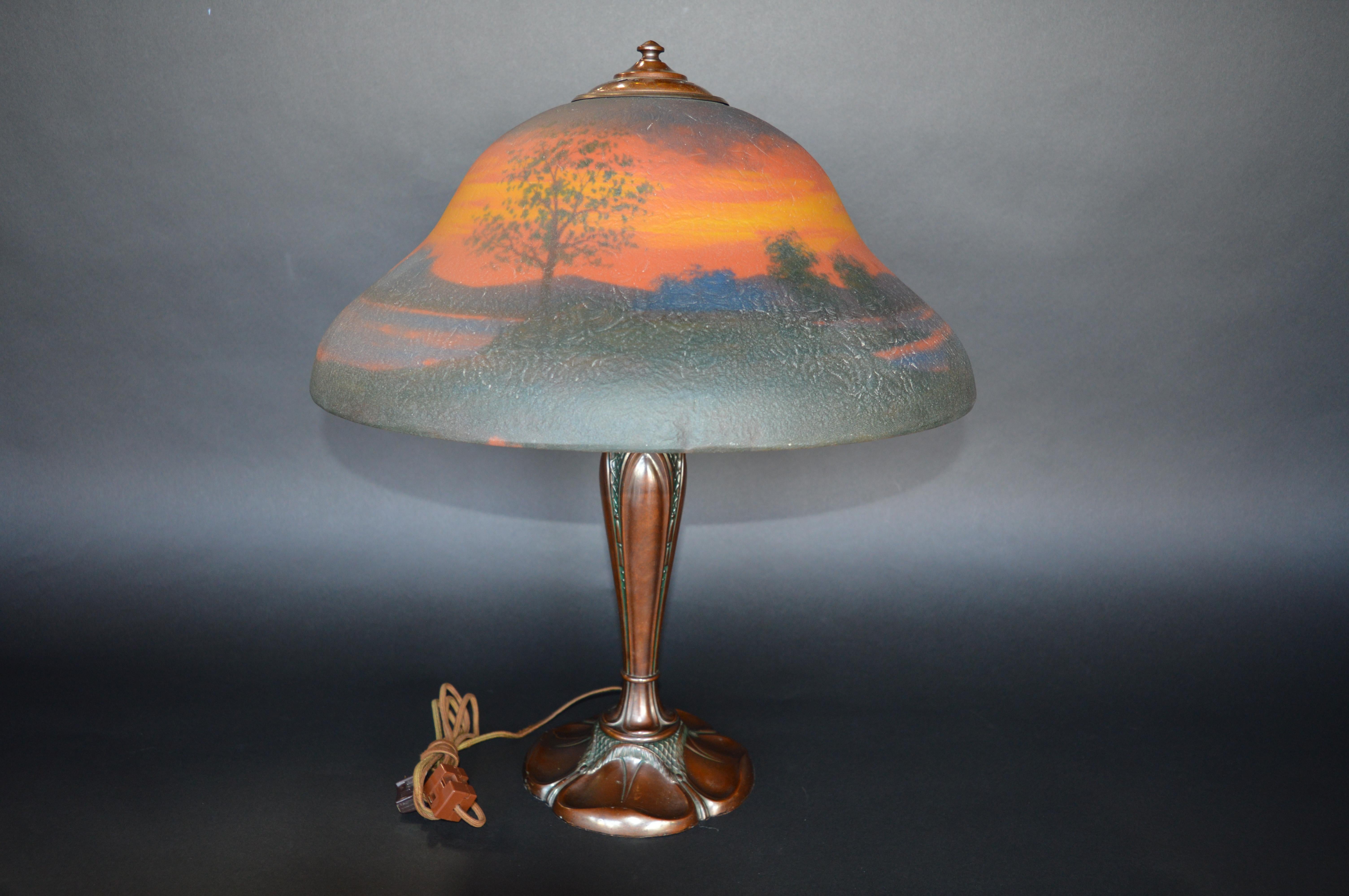 Classique Sunset Landscape Table Lamp, circa 1920 For Sale 2