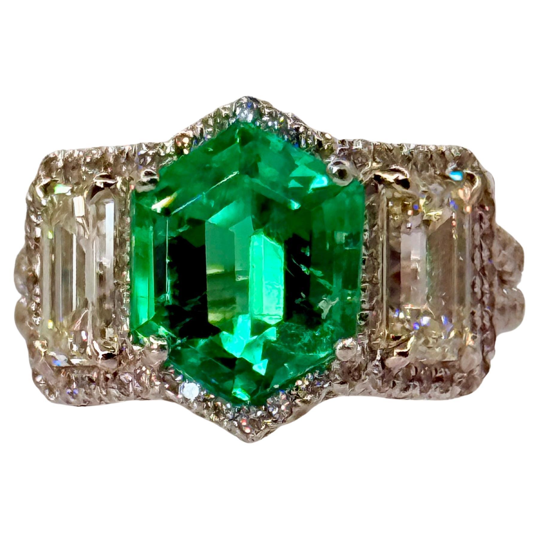 Classy 2.76 Carat Colombian Emerald and Diamond Platinum Ring