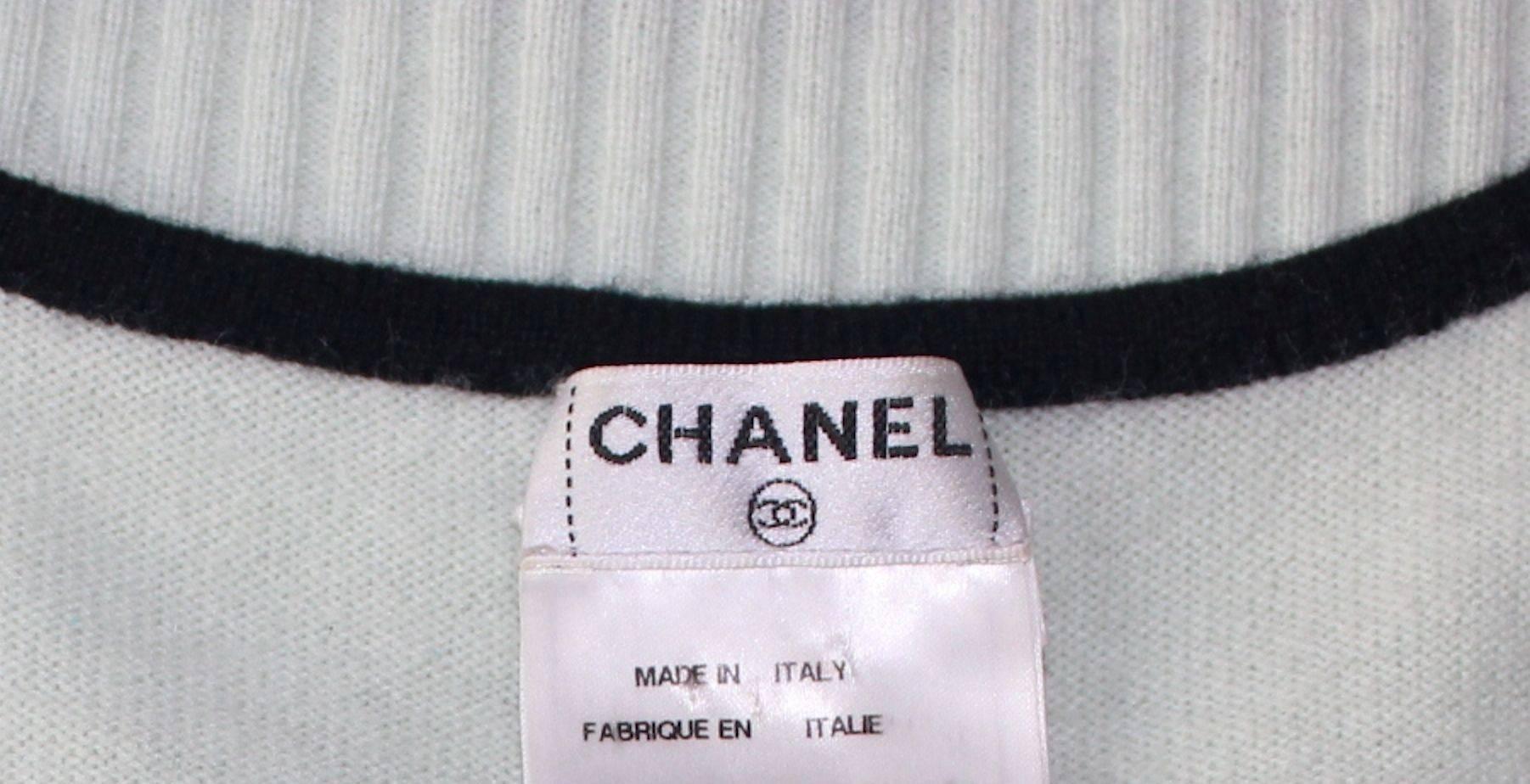 Blue UNWORN Chanel Signature CC Logo Enblem Knit Cashmere Mini Dress 38 For Sale