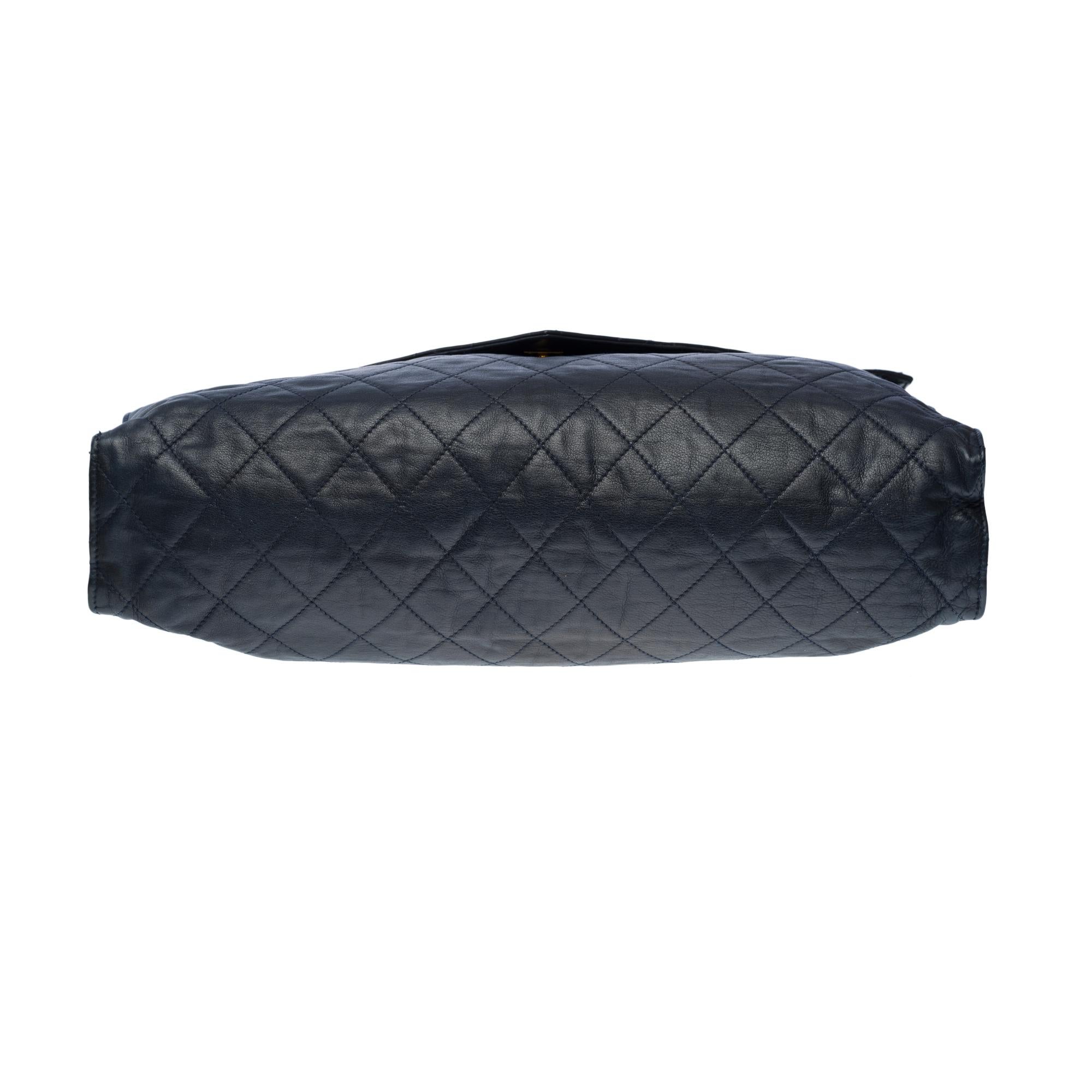Classy Chanel vintage Briefcase in Navy blue quilted lambskin leather, GHW 6