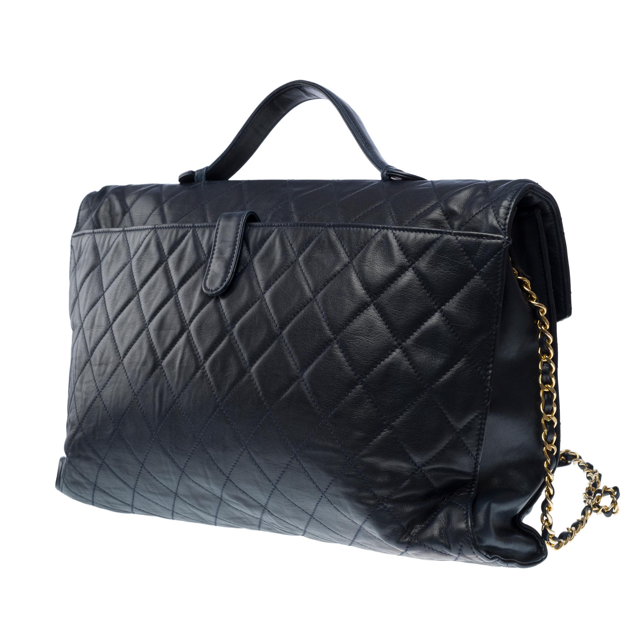 Women's Classy Chanel vintage Briefcase in Navy blue quilted lambskin leather, GHW